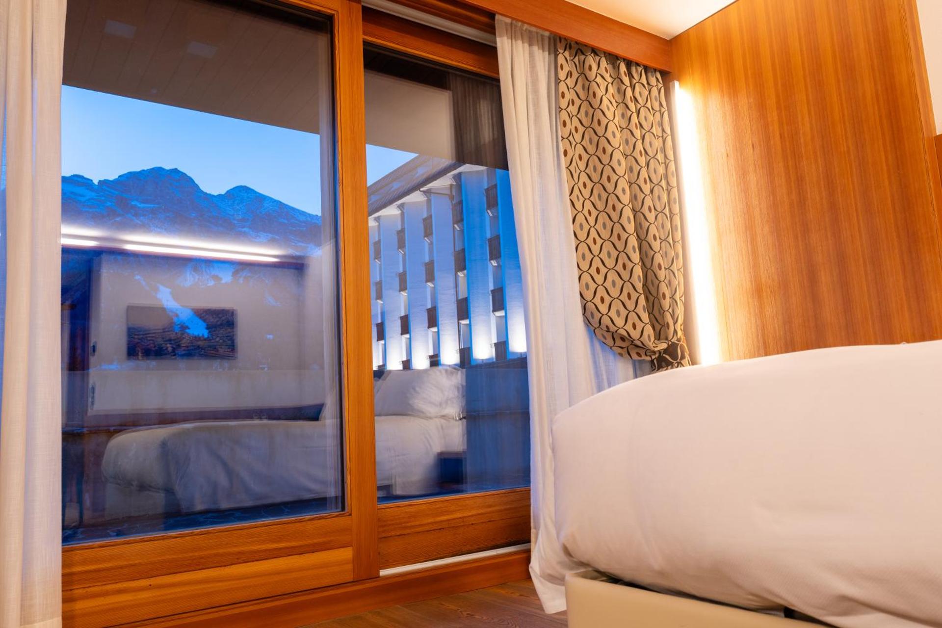 Hotel Alaska Cortina - Photo 17