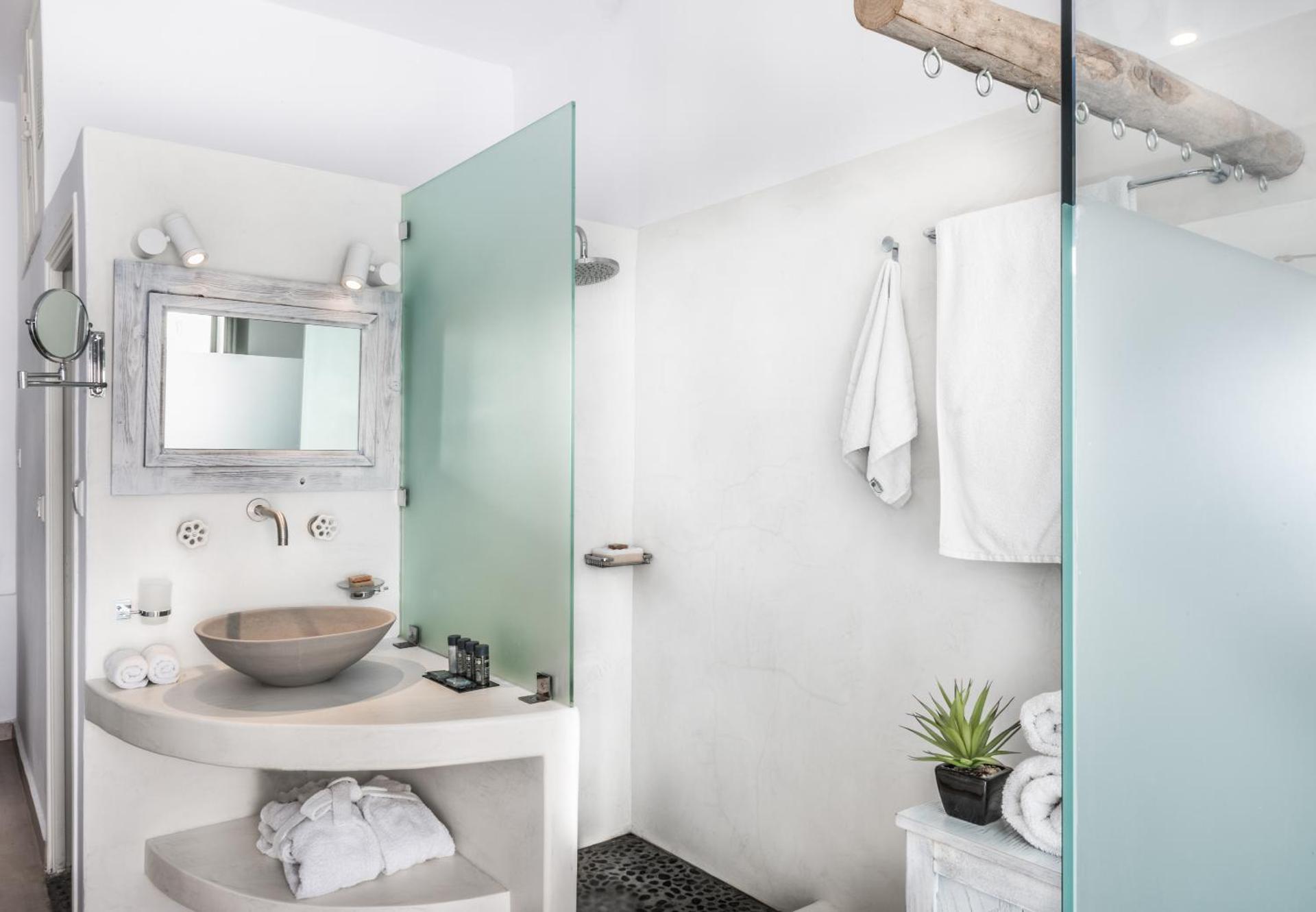 On The Rocks - Small Luxury Hotels of the World - Photo 64