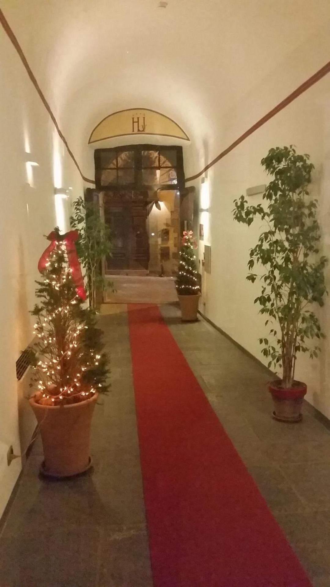 Hotel Urbano V - Photo 19