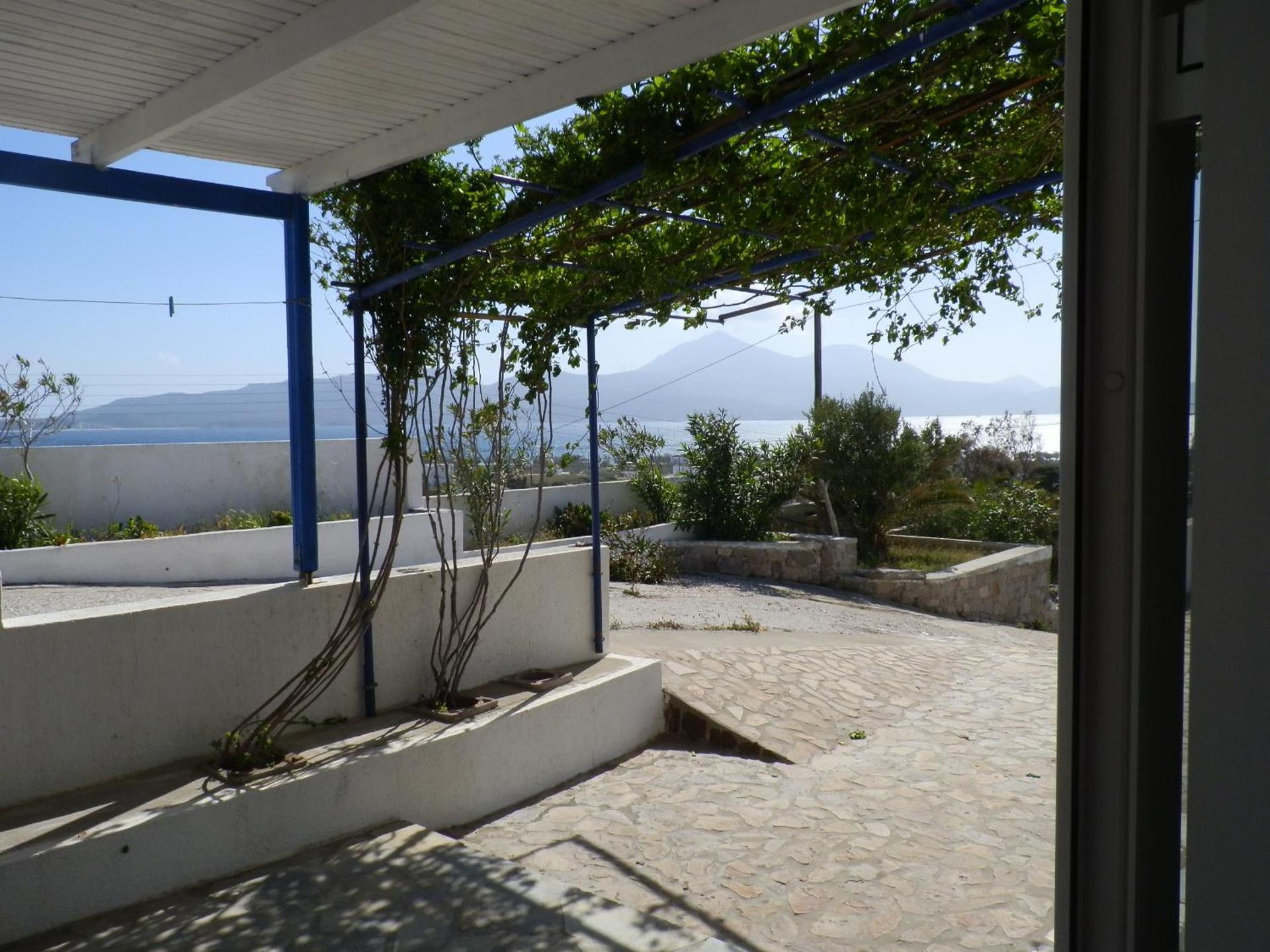 Parasporos Village - Photo 77