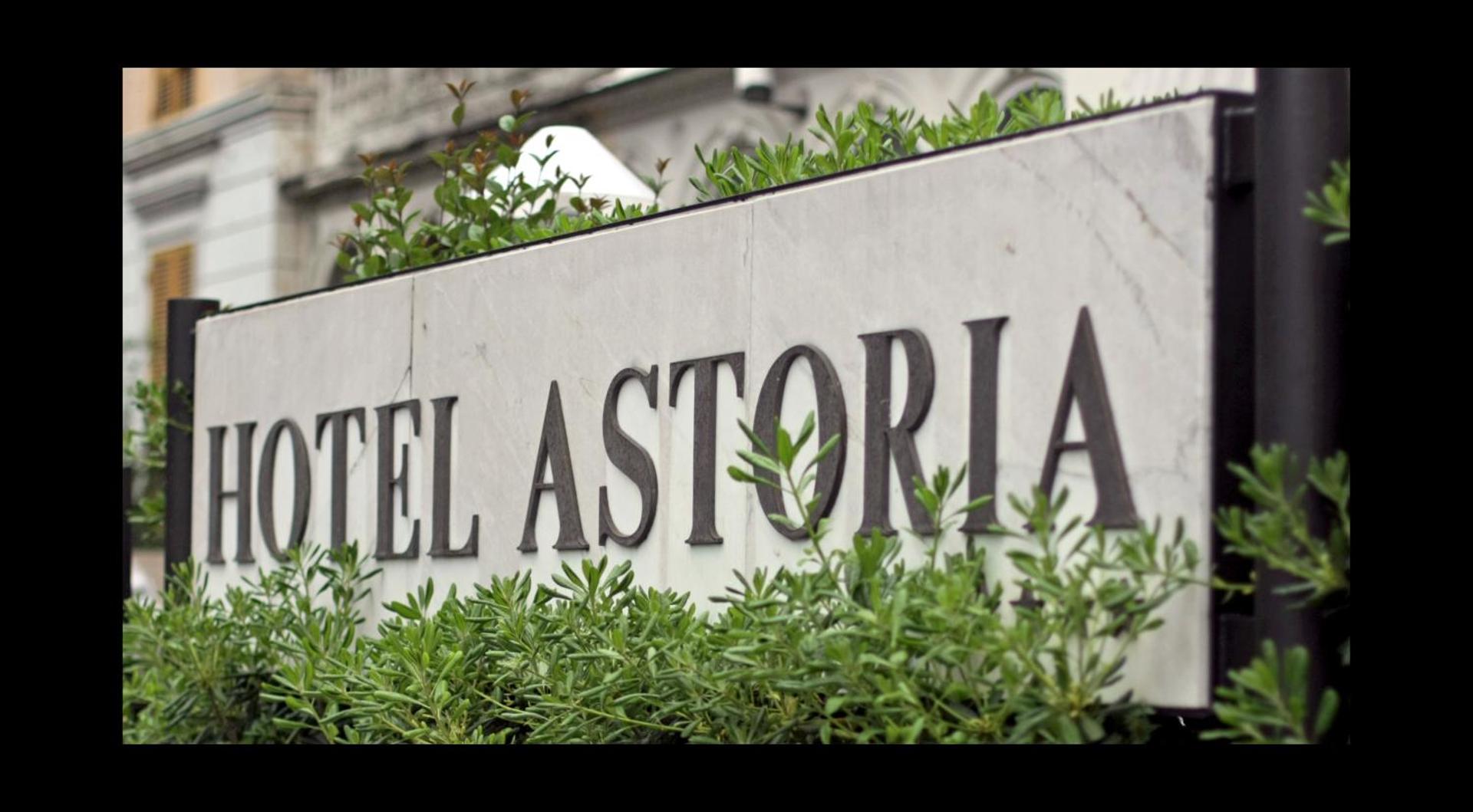 Hotel Astoria - Photo 45