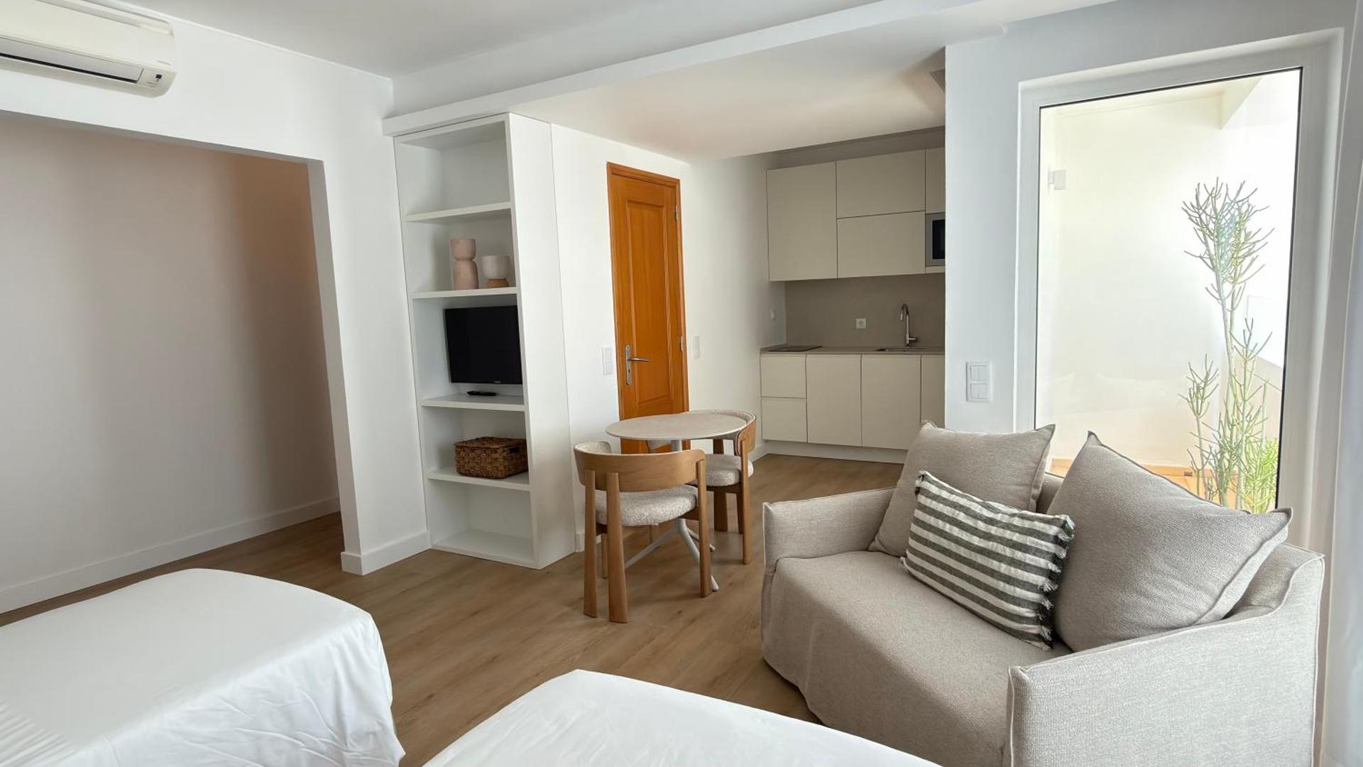 Apartamentos Rossio Mar - Photo 4