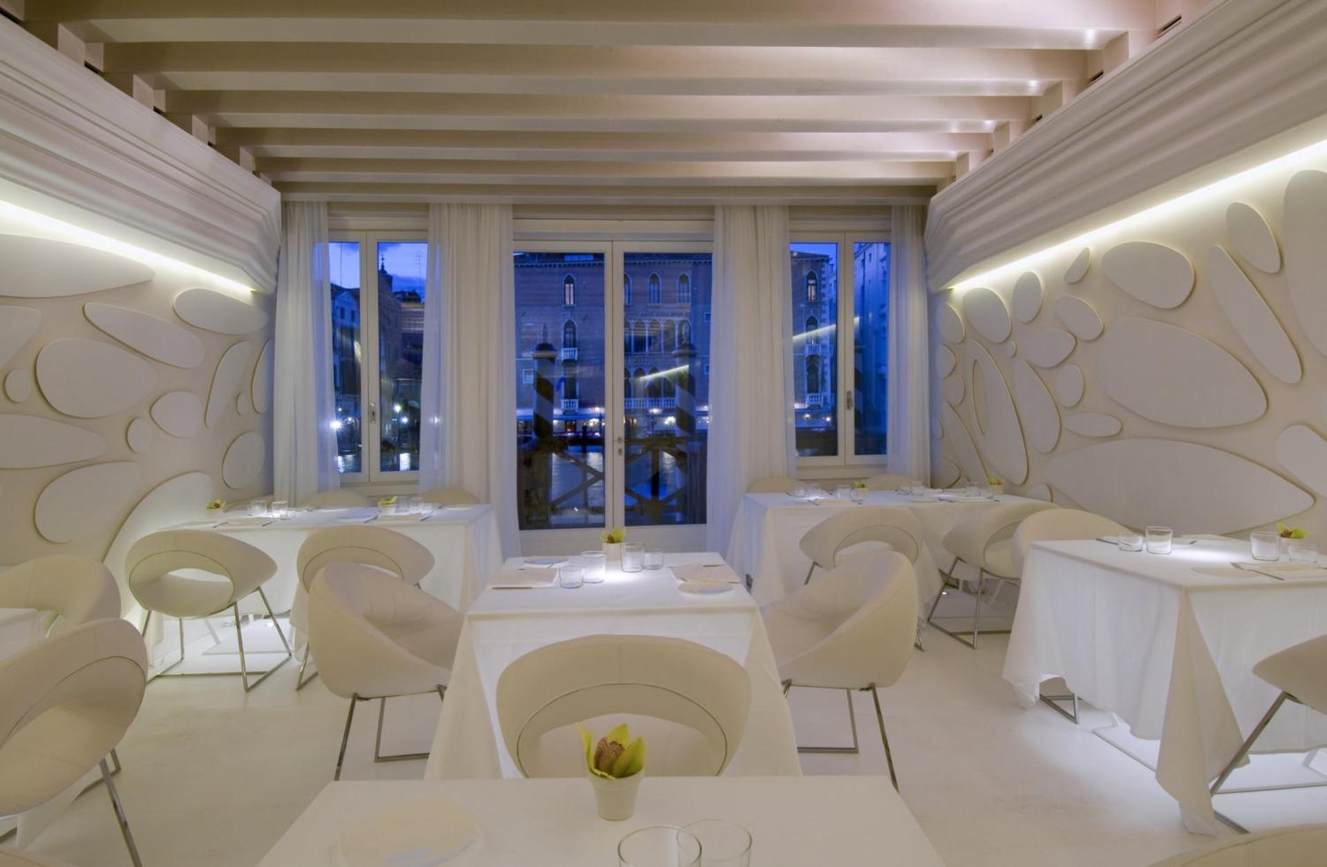 Sina Centurion Palace - Photo 41