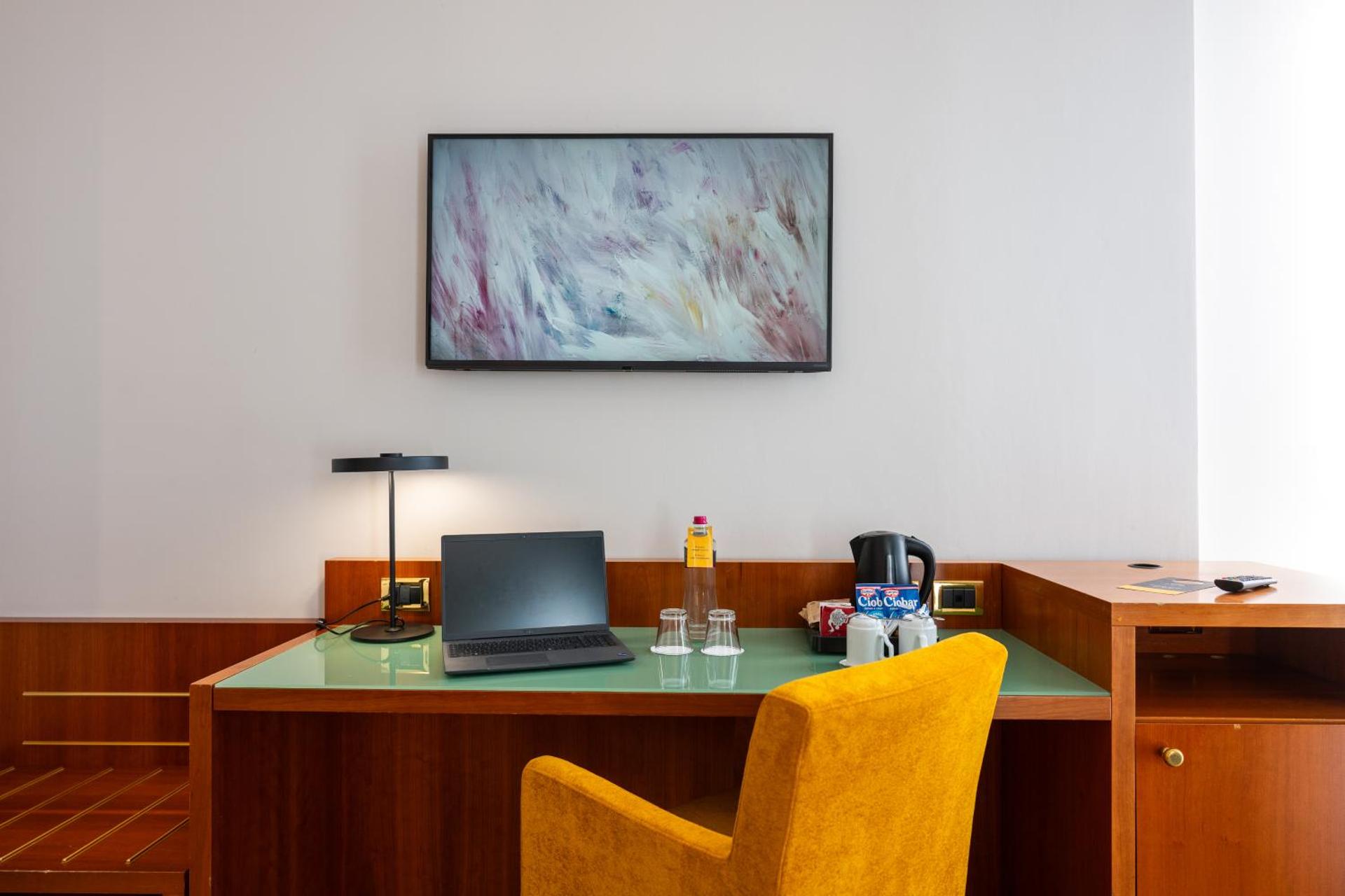 Premium Twin Room