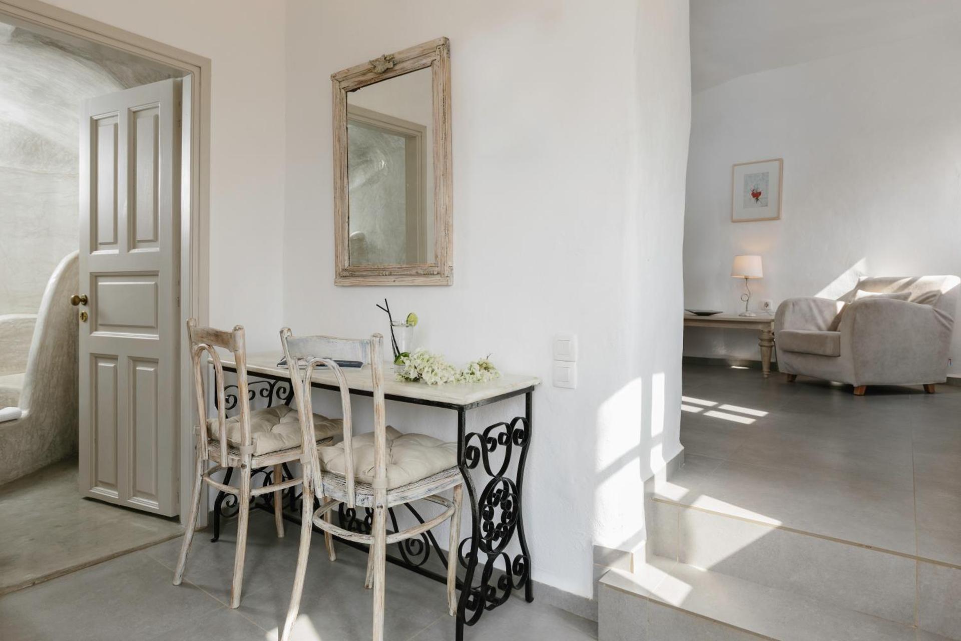 Oia Mare Villas - Photo 61