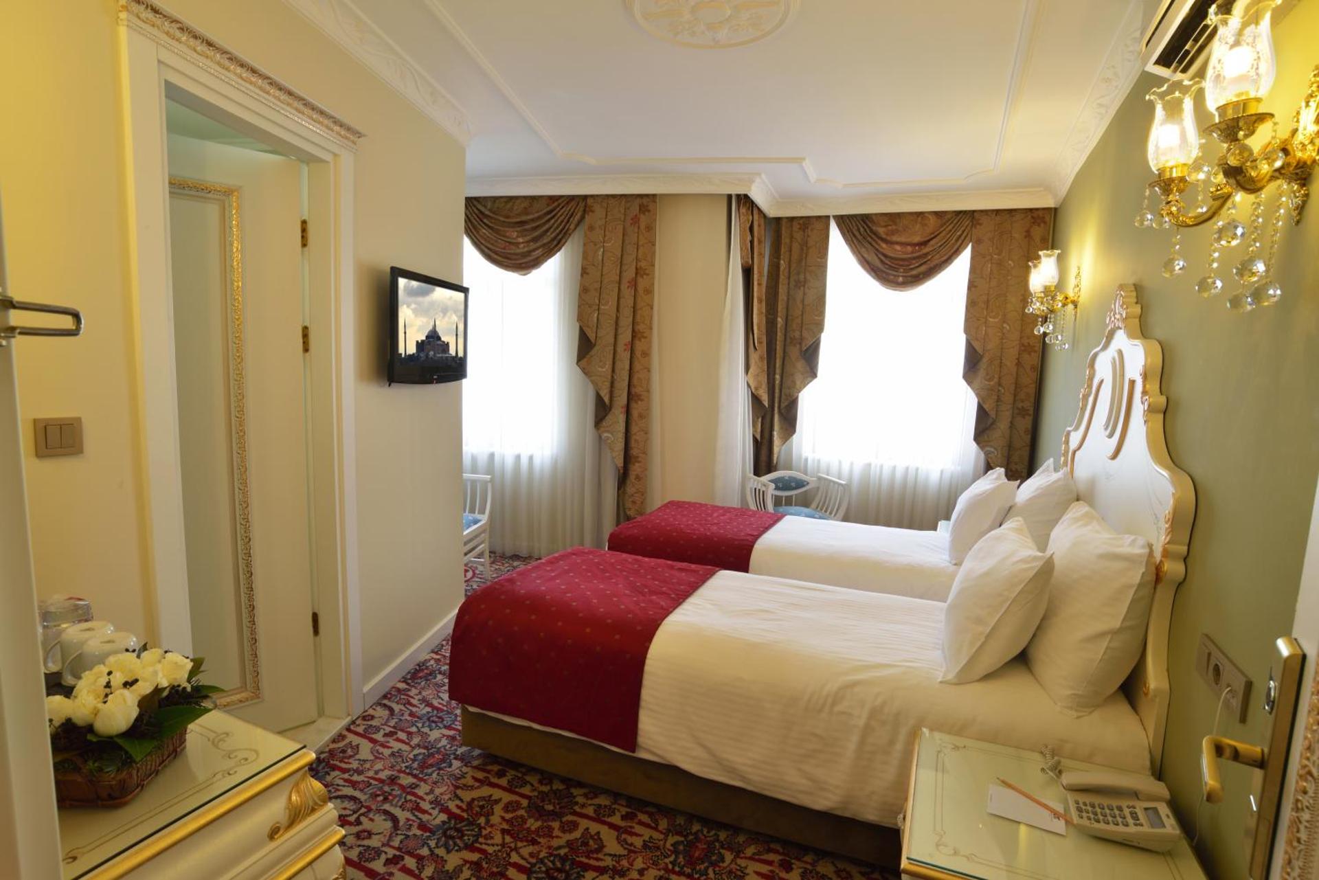 Galatower Hotel - Photo 50