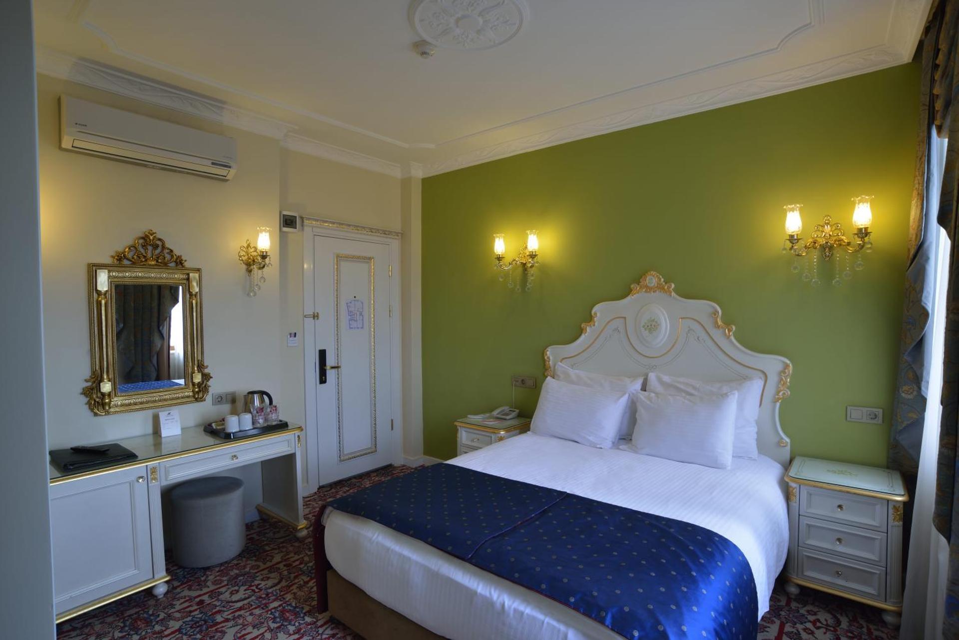 Galatower Hotel - Photo 30