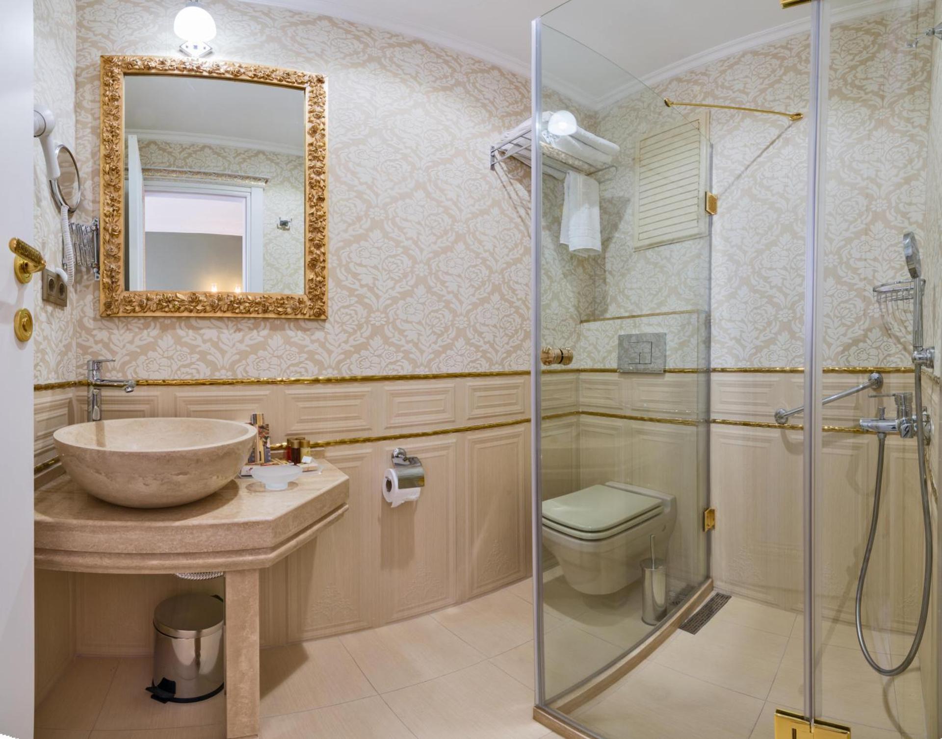 Galatower Hotel - Photo 25