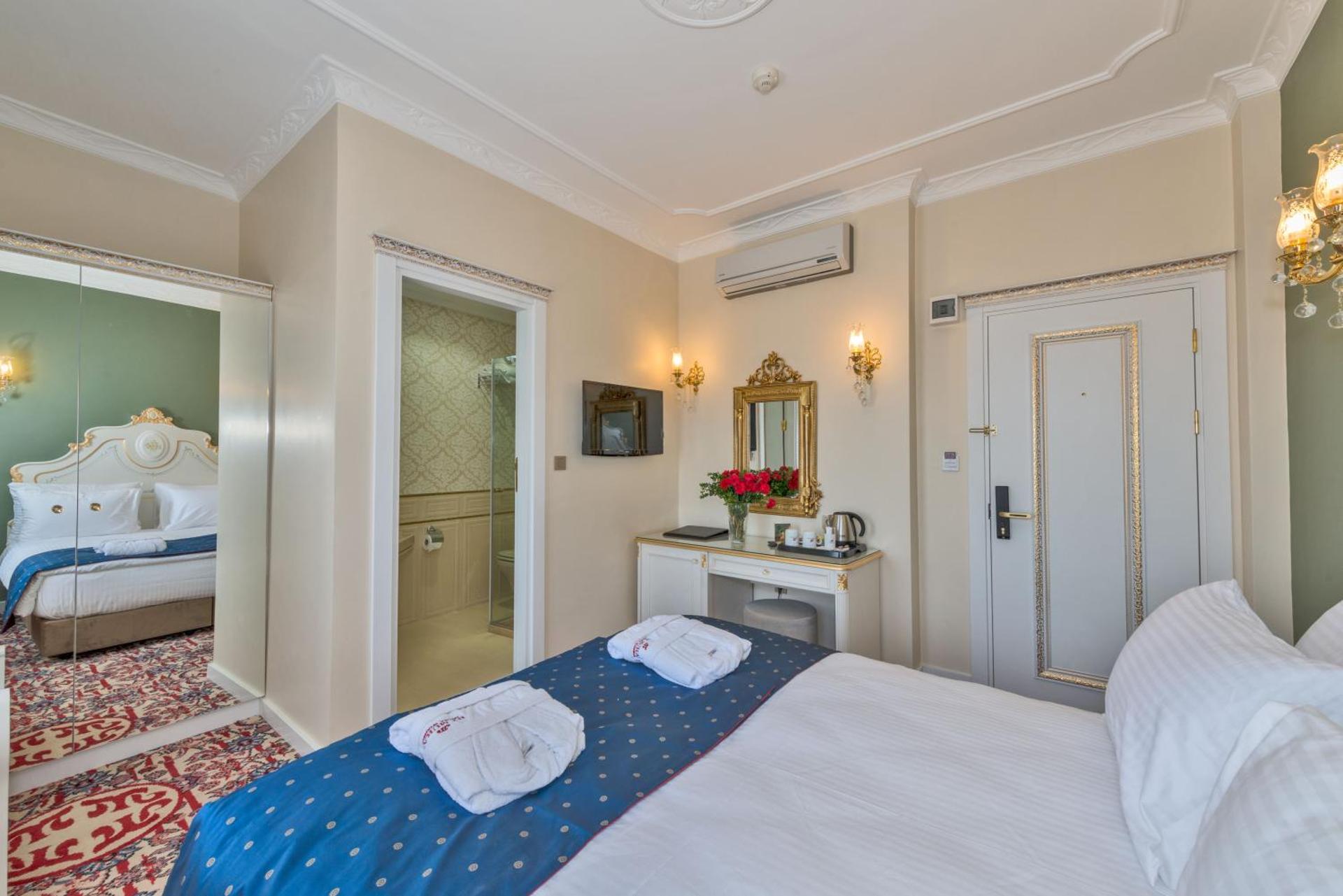 Galatower Hotel - Photo 12