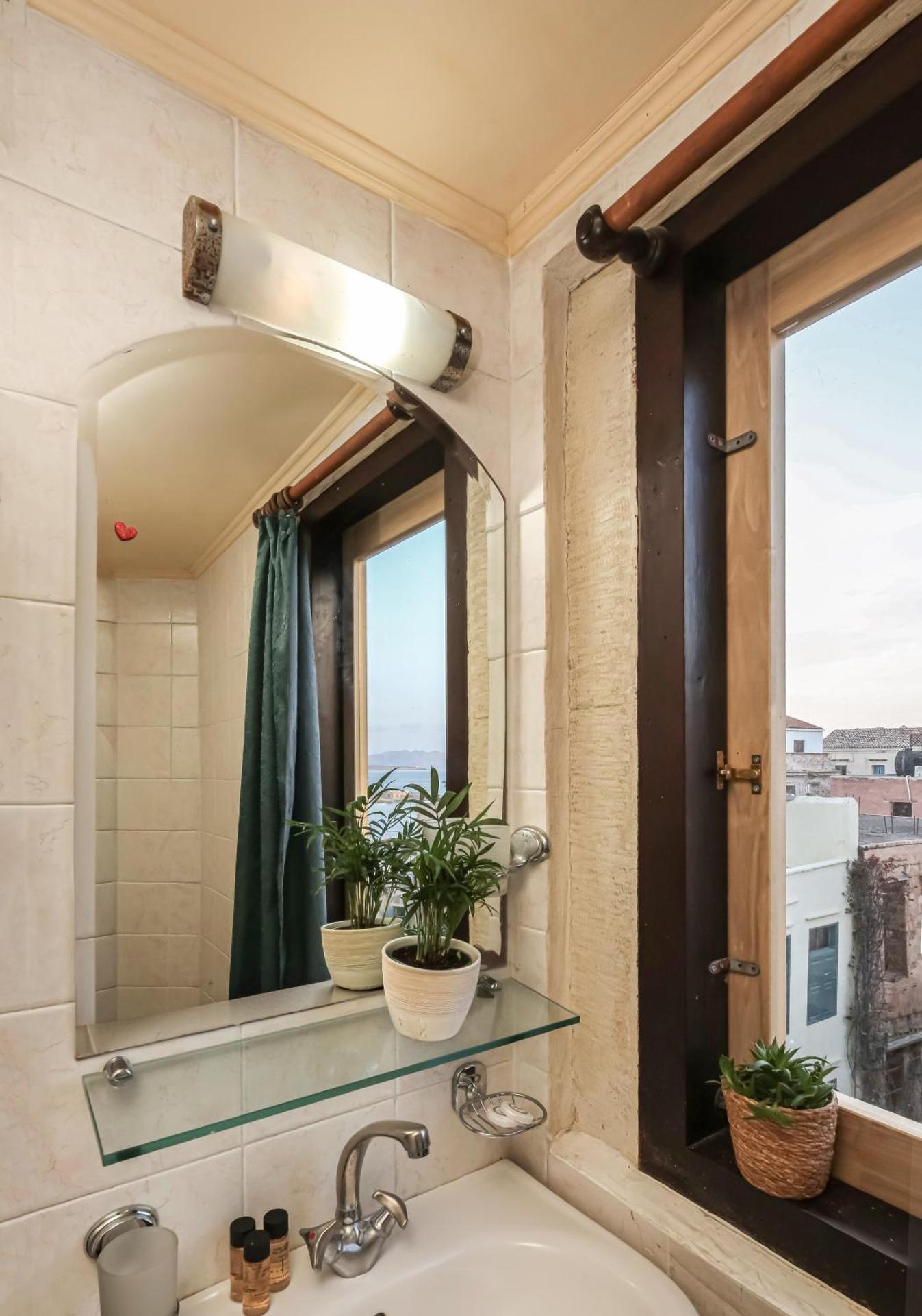 Ifigenia Lux MAISONETTE in oldtown and Villas in theriso vilage 14 km outside of chania - Photo 43