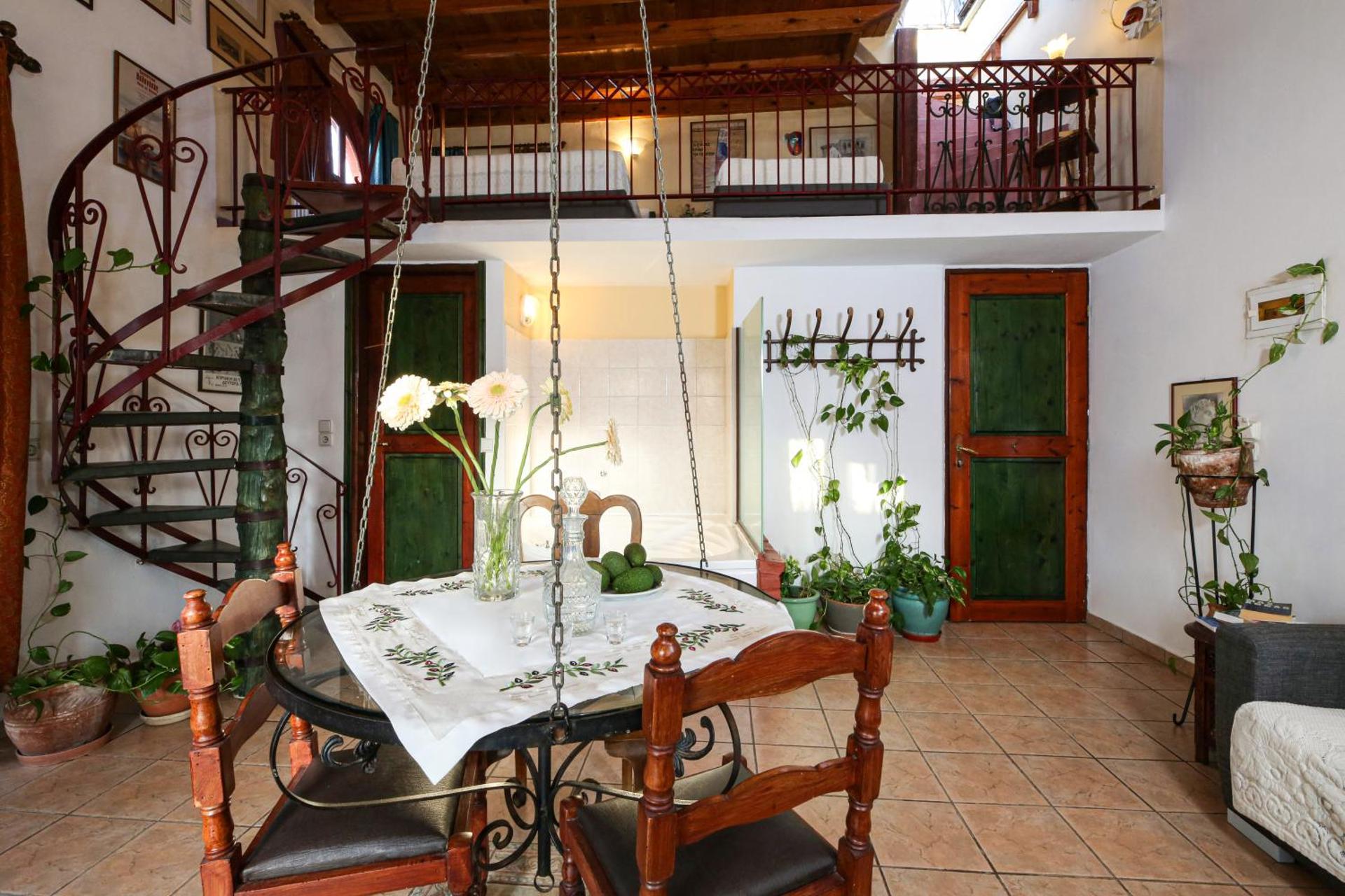 Ifigenia Lux MAISONETTE in oldtown and Villas in theriso vilage 14 km outside of chania - Photo 45