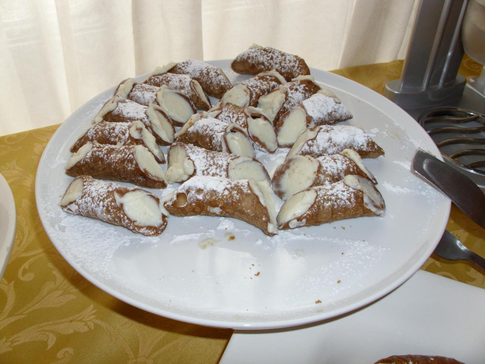 Hotel del Centro - Photo 29