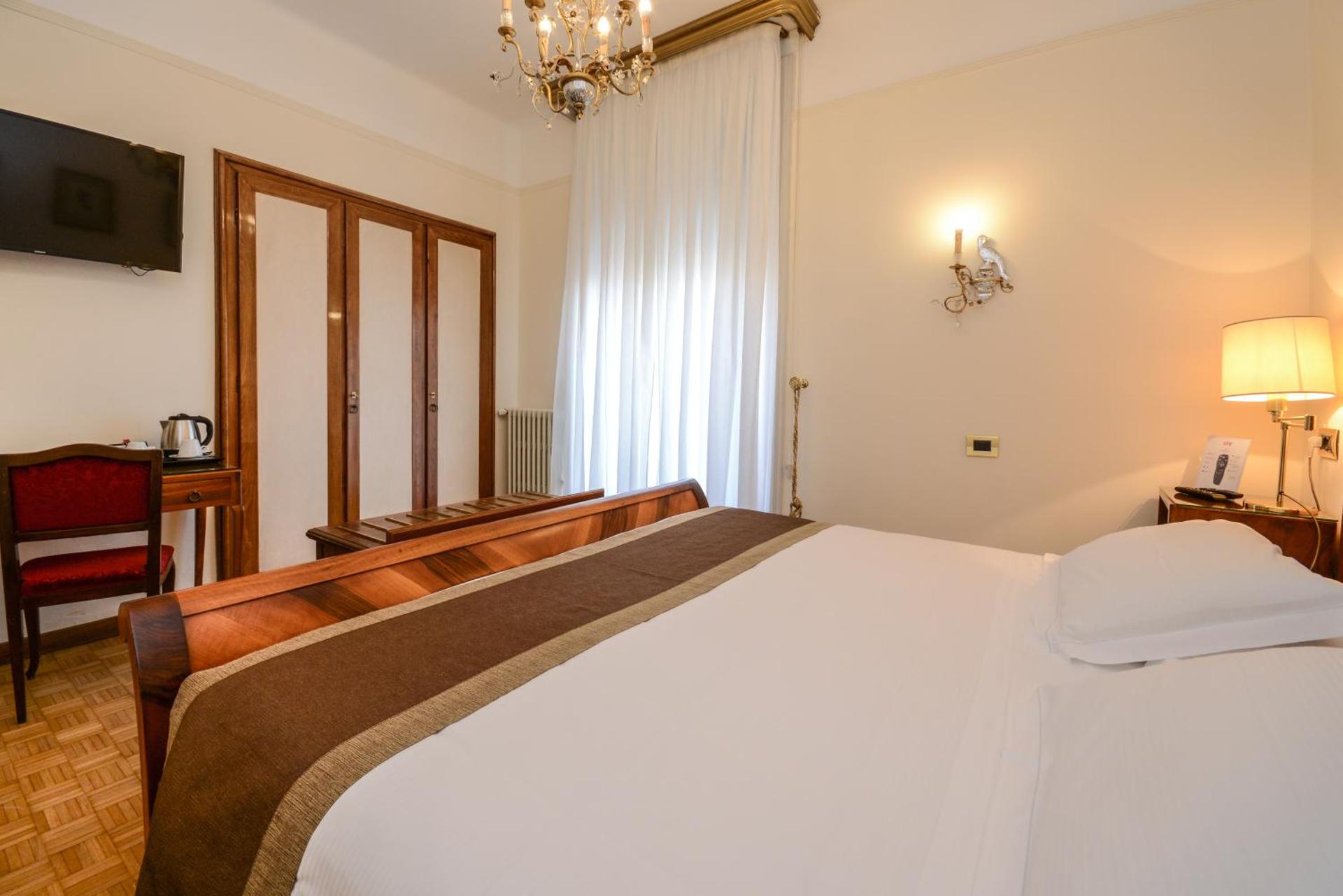 Hotel Vittoria - Photo 85