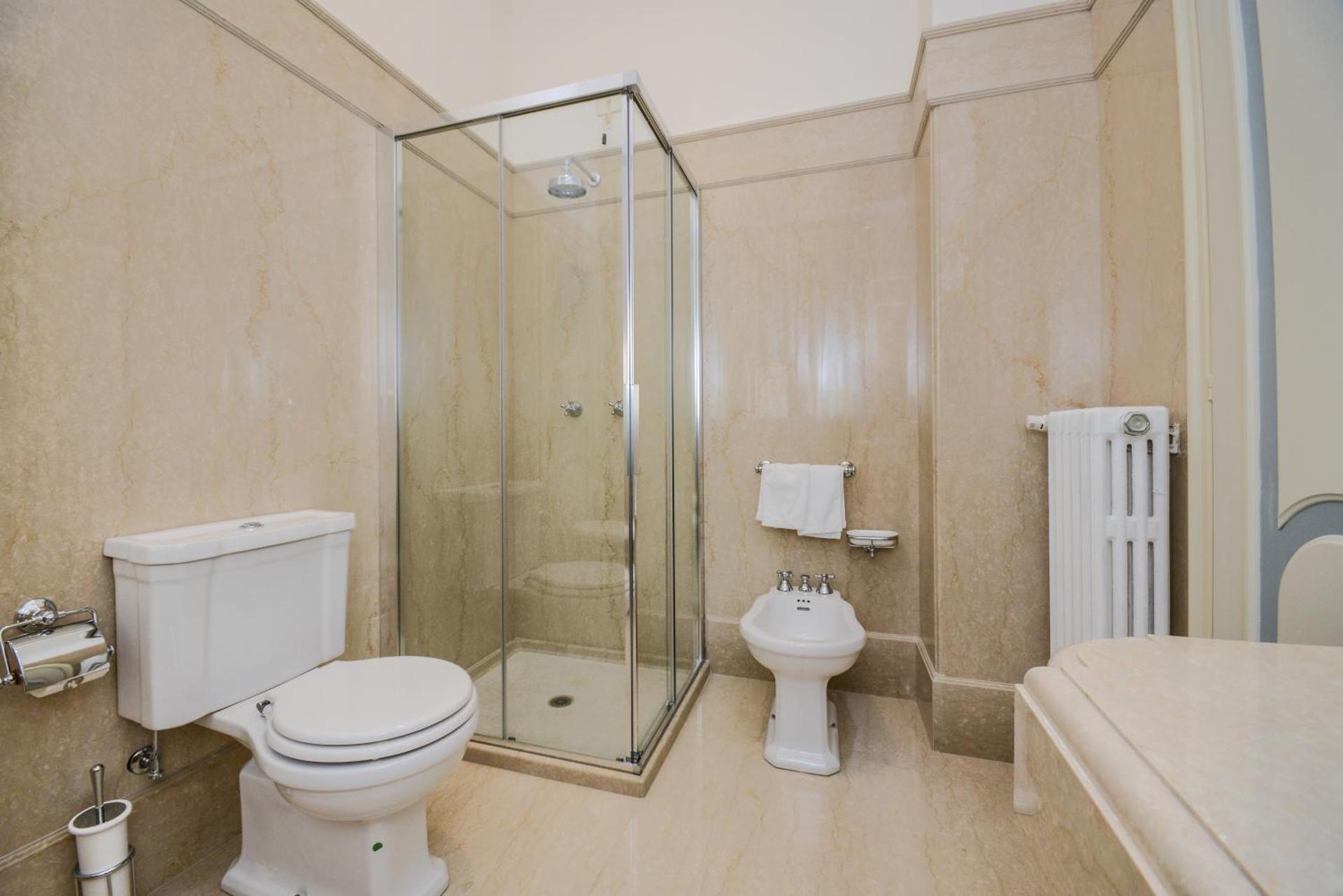 Hotel Vittoria - Photo 25