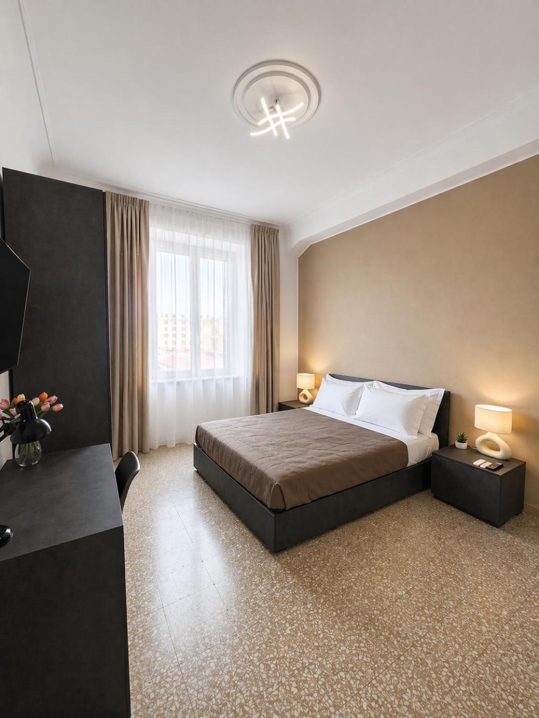 GALAXY COLOSSEUM APARTMENT - A 450M DAL COLOSSEO