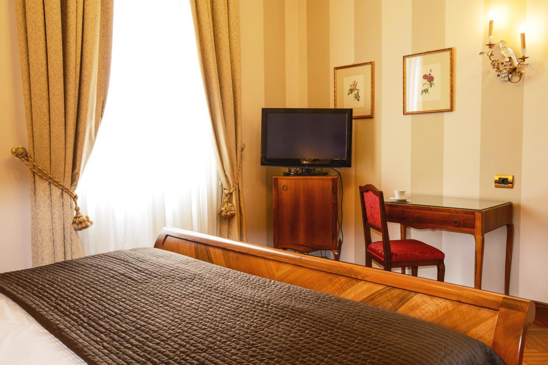 Hotel Vittoria - Photo 92