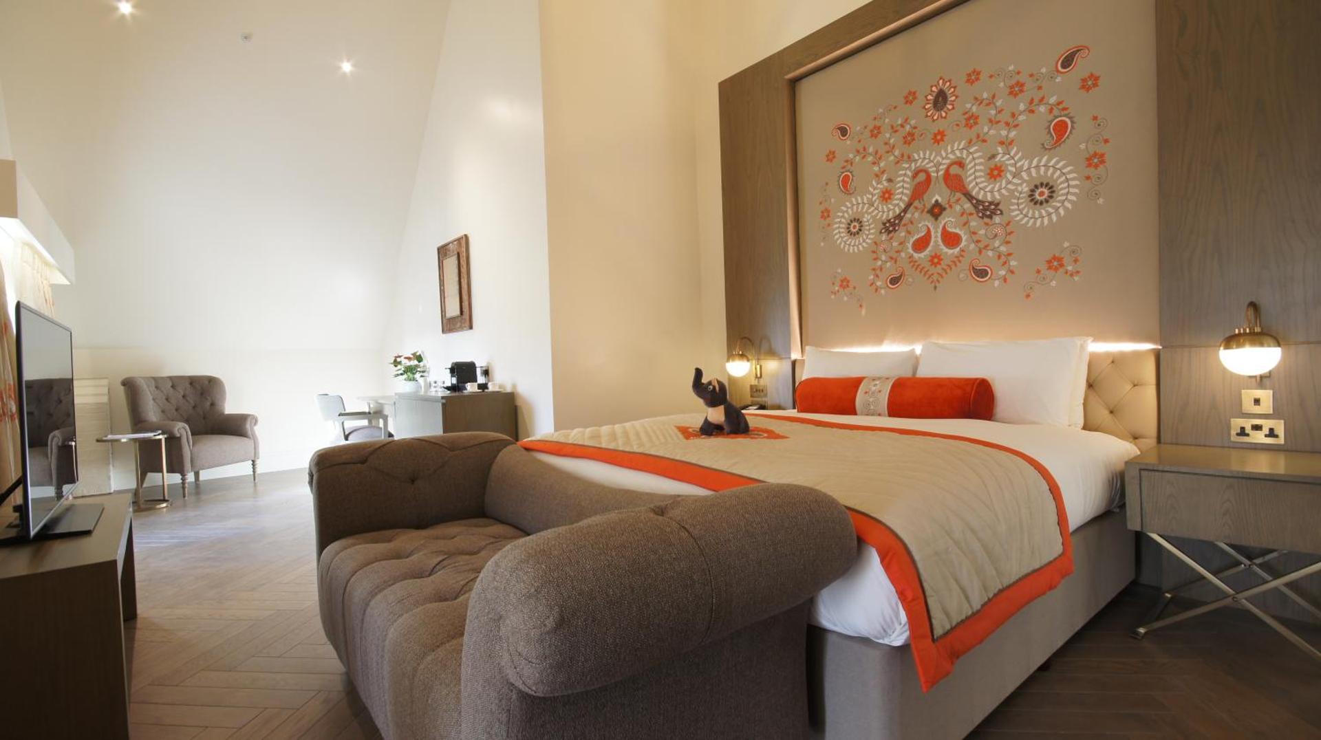 The LaLit London - Photo 37