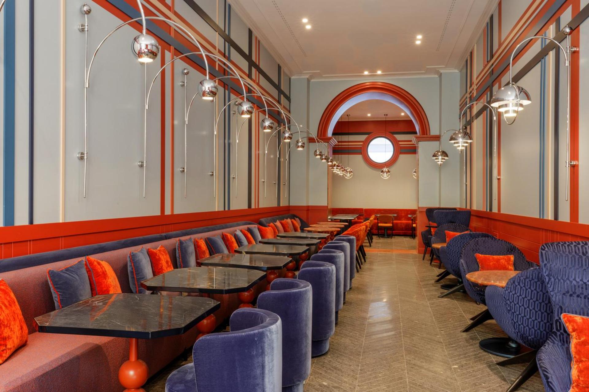 The Independent Hotel - Photo 48