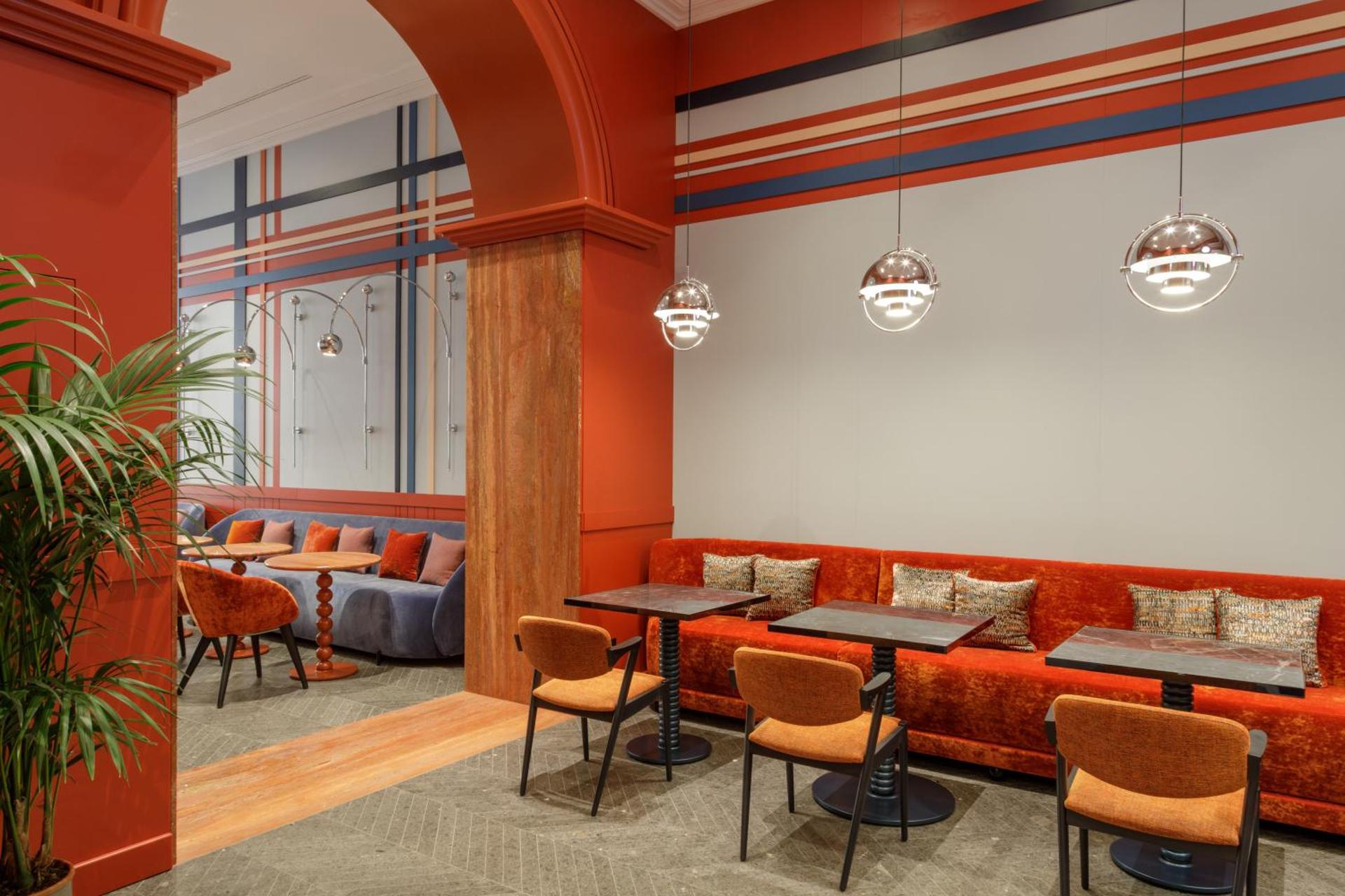 The Independent Hotel - Photo 49