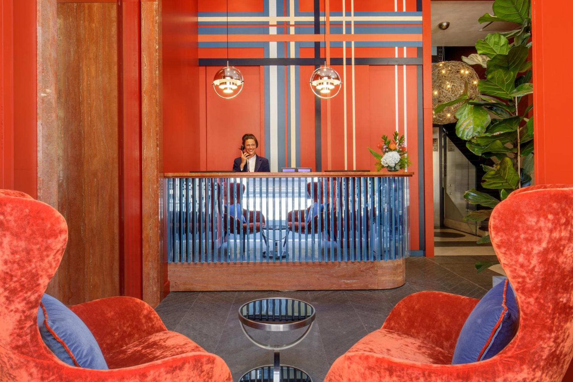 The Independent Hotel - Photo 50
