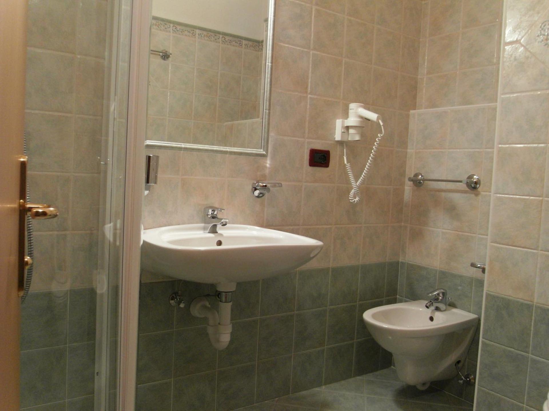 Hotel L'Ideale - Photo 7