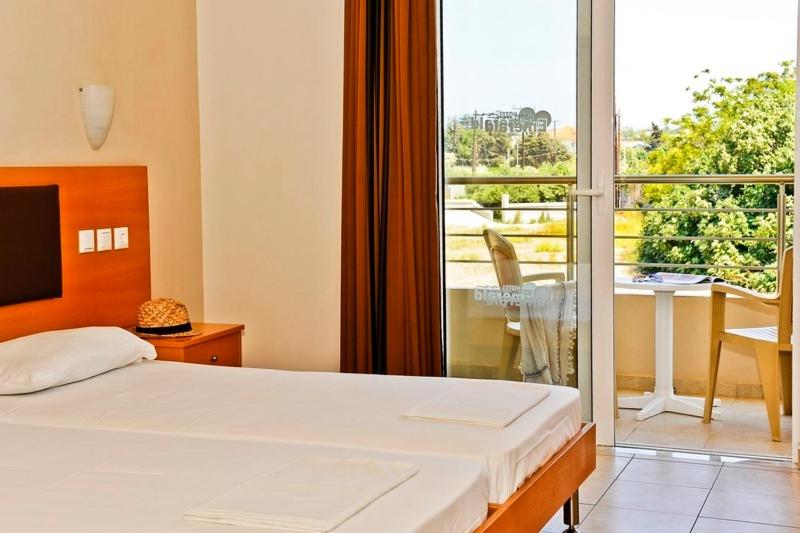 Emerald Hotel - Photo 19