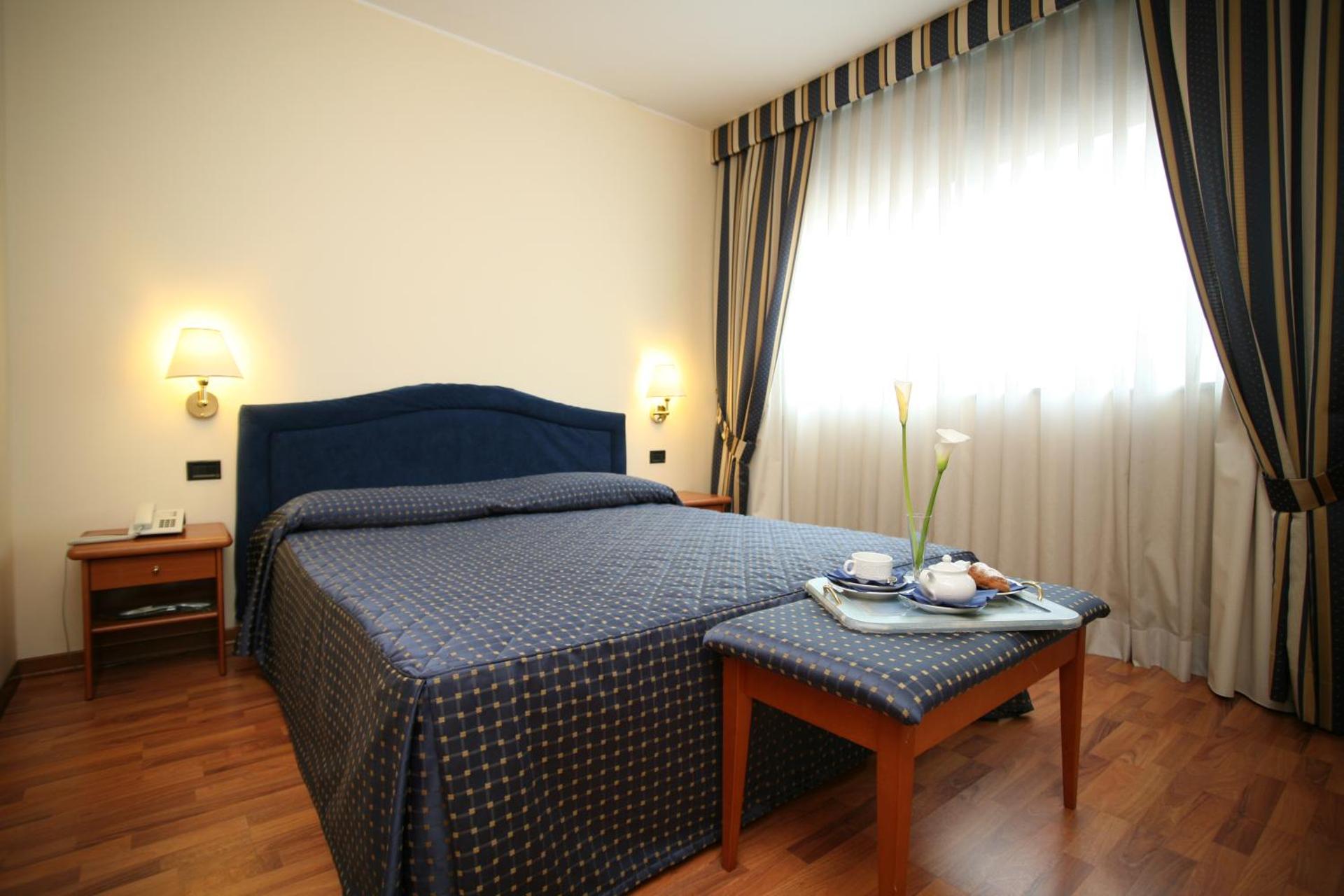 Hotel Executive Meeting & Events - Photo 29