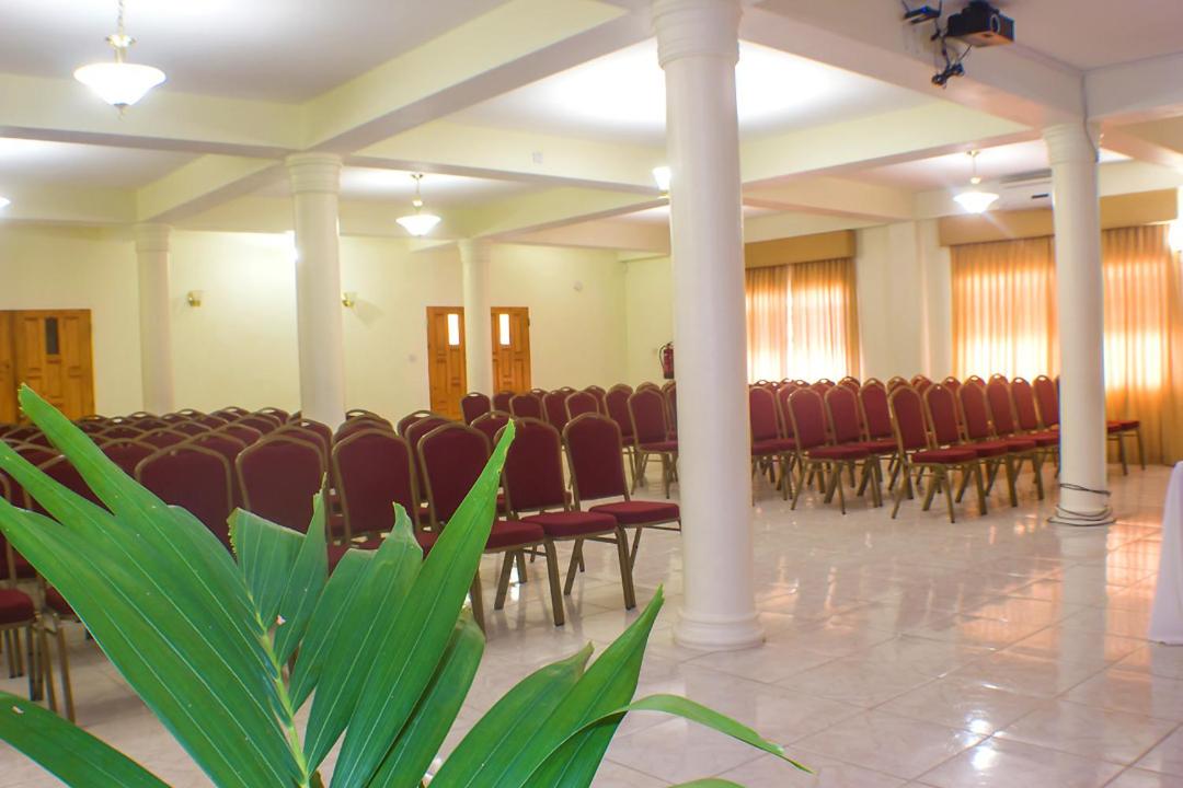 Hotel Alexandrina - Photo 80