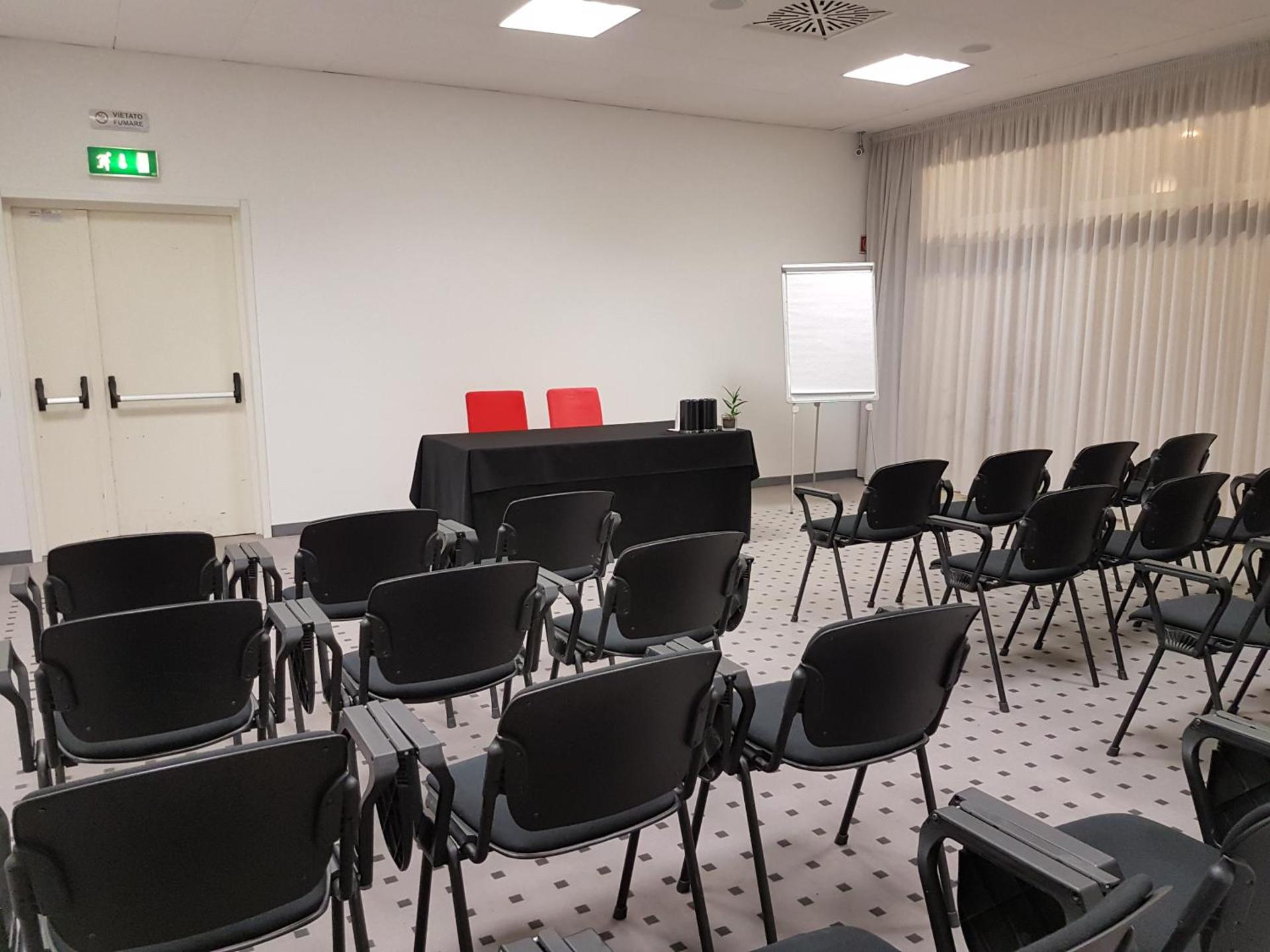 Hotel Carpi - Photo 37