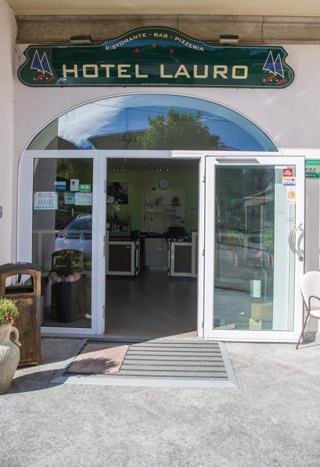 Hotel Lauro - Photo 48