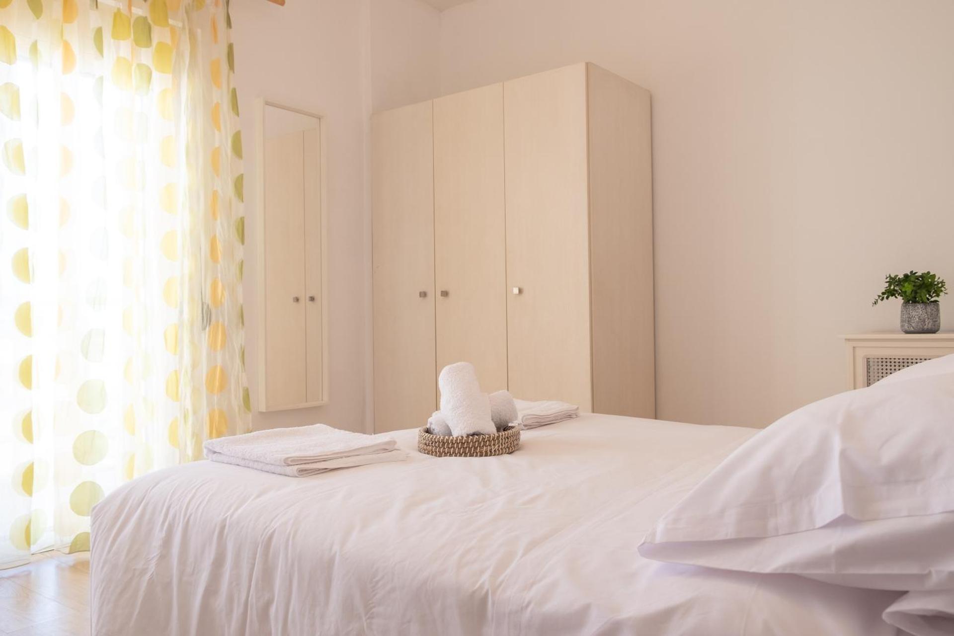 T122 residence - Photo 5