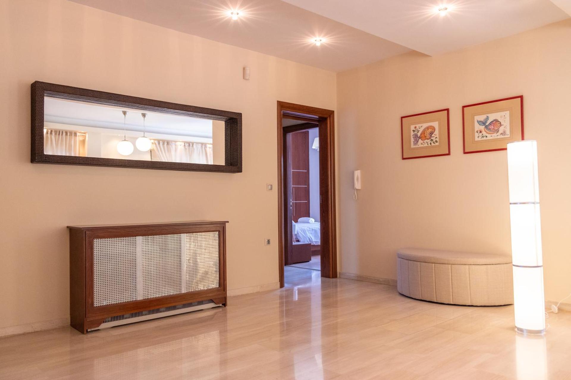 T122 residence - Photo 12