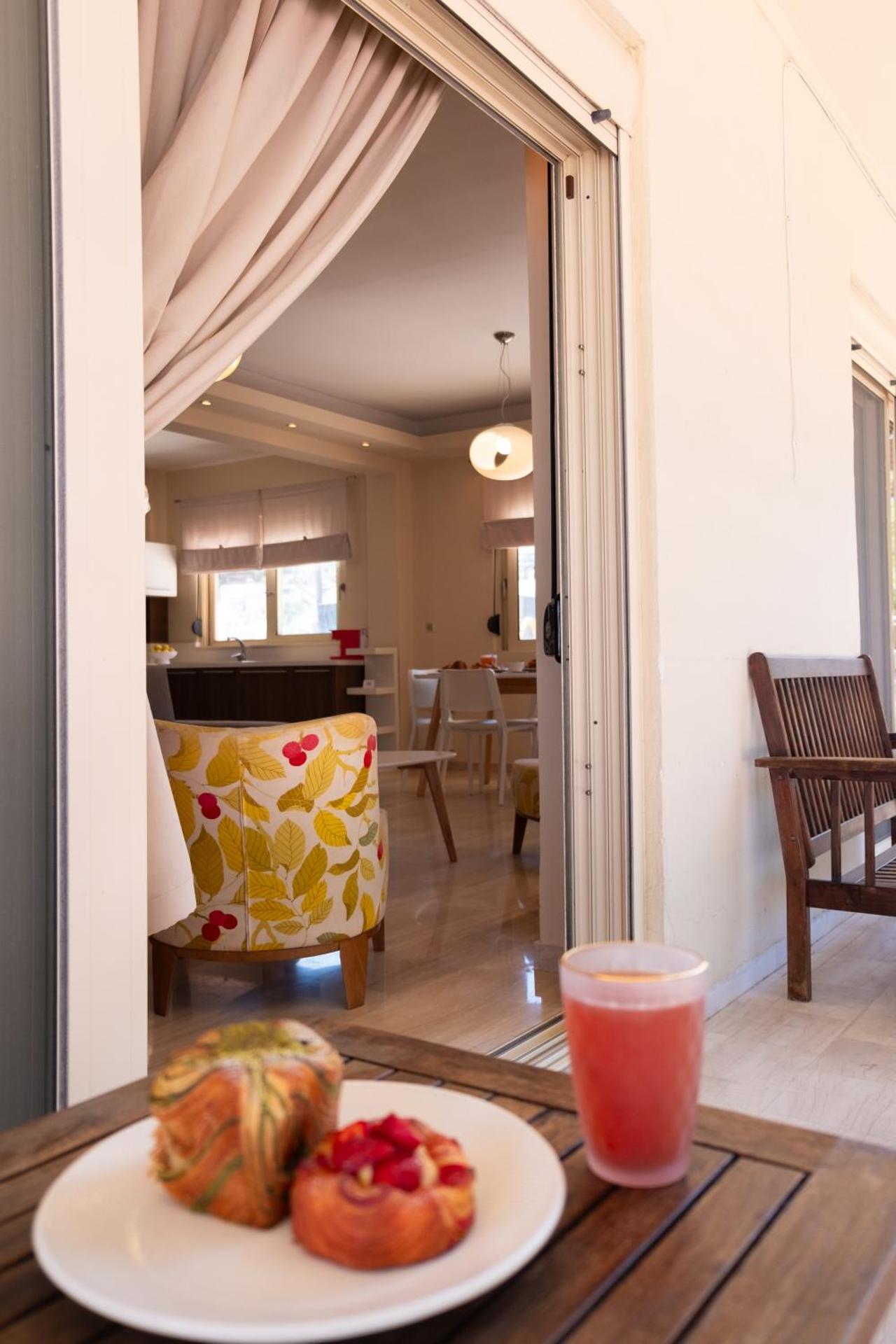 T122 residence - Photo 17