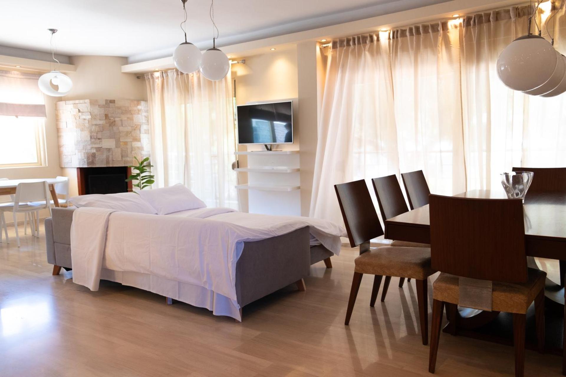 T122 residence - Photo 14