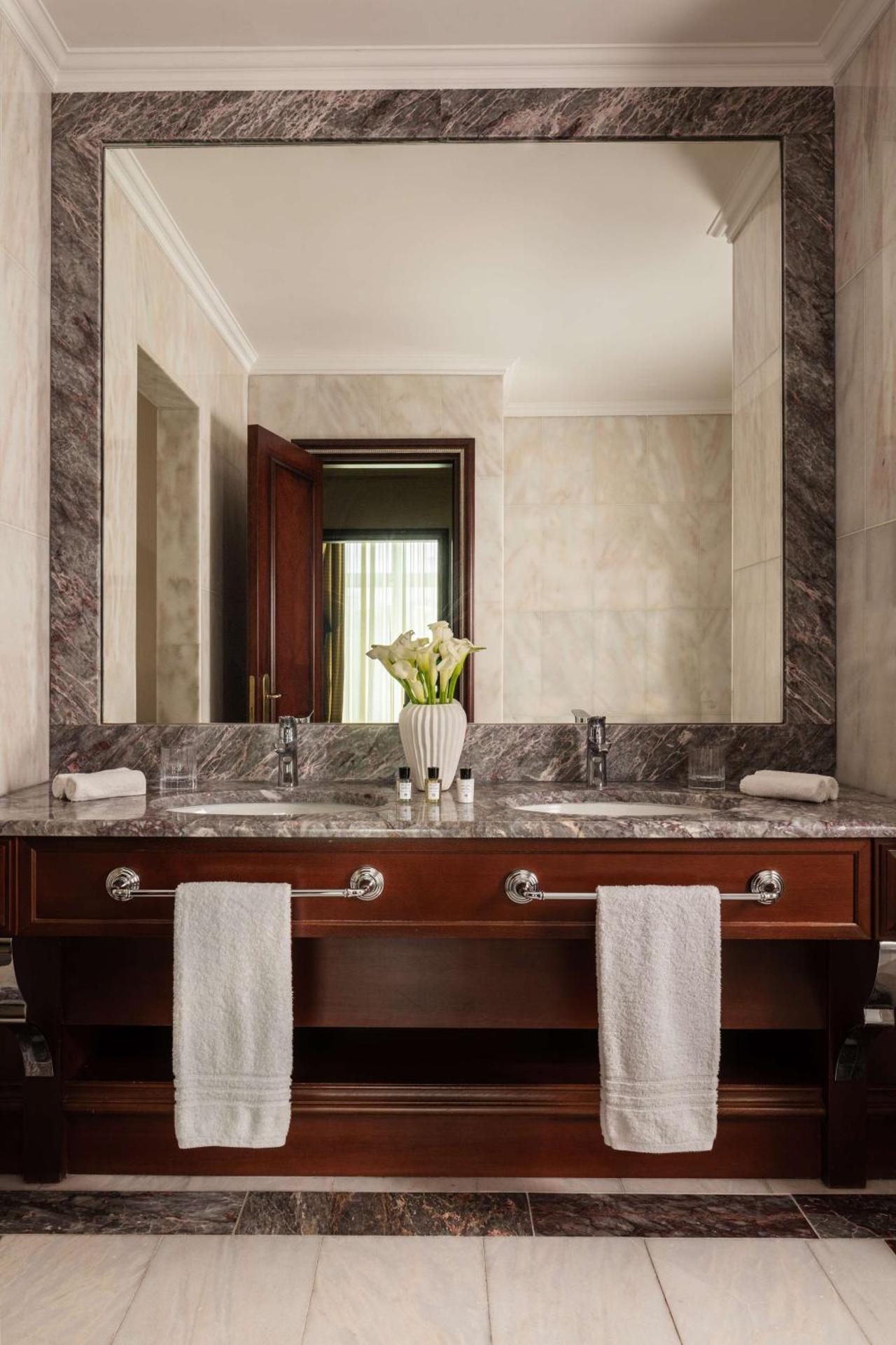 Anantara Palazzo Naiadi Rome Hotel - A Leading Hotel of the World - Photo 13