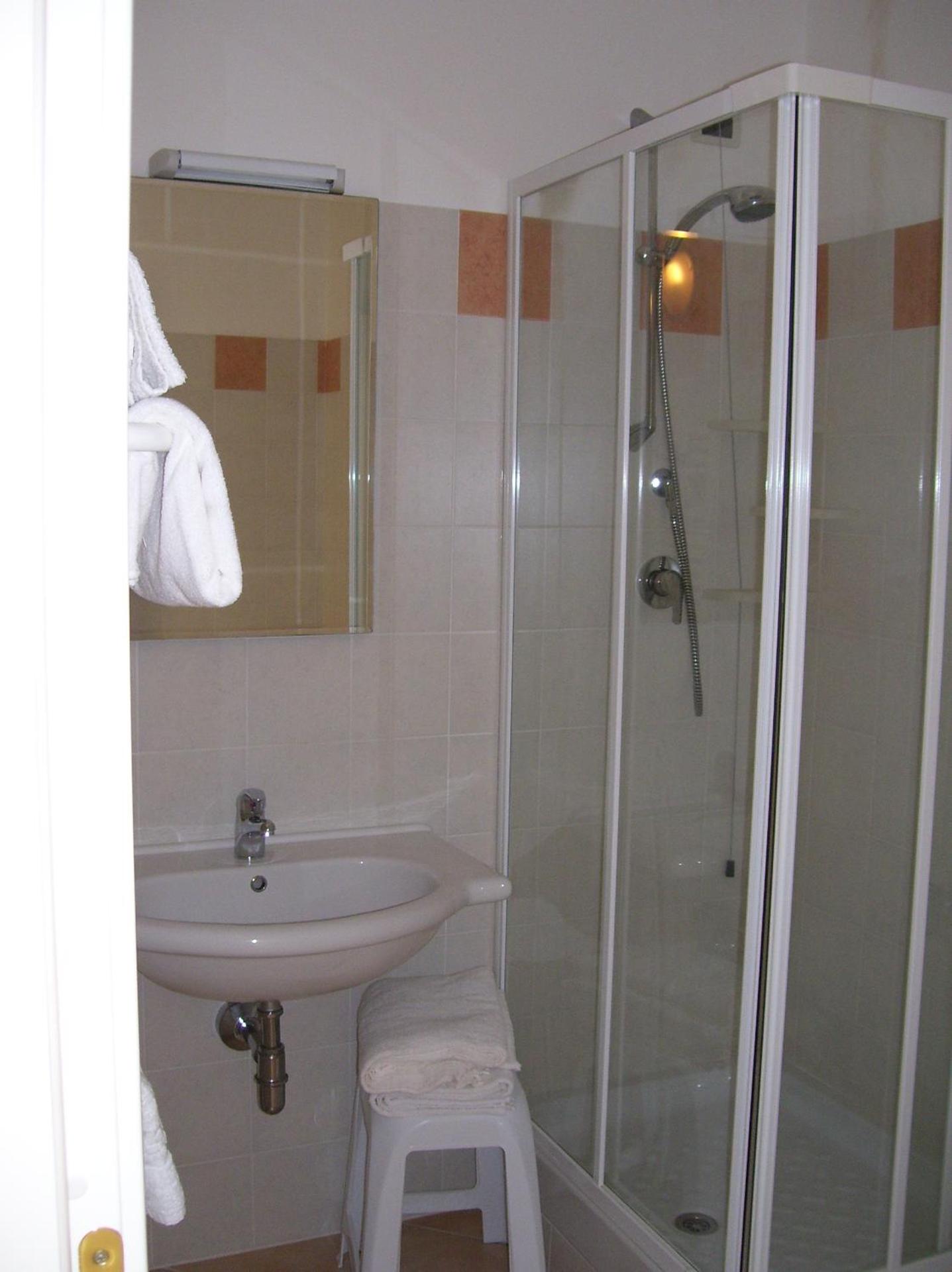 Hotel Isola Rossa - Photo 30
