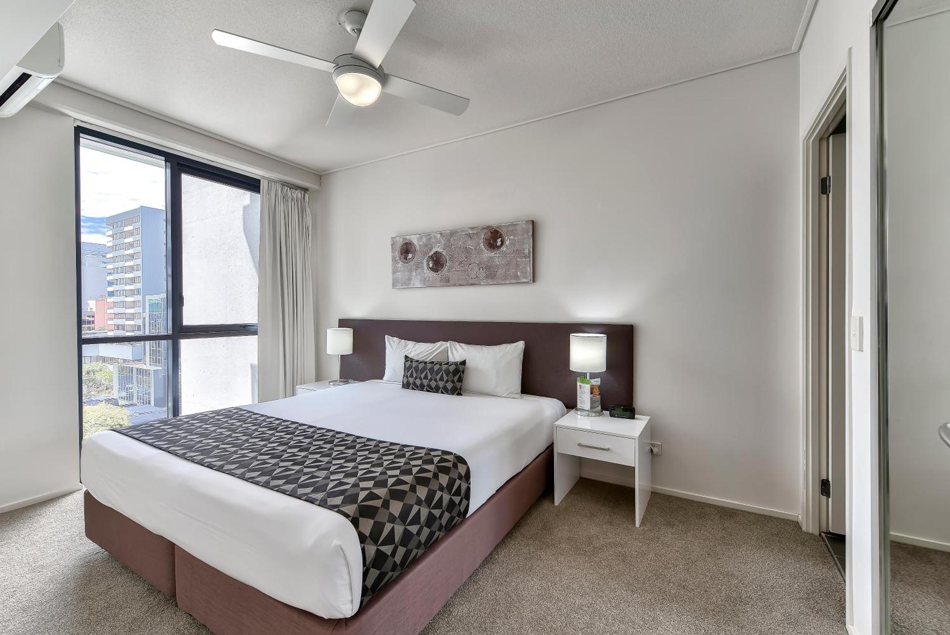 SKD Suites - Photo 24