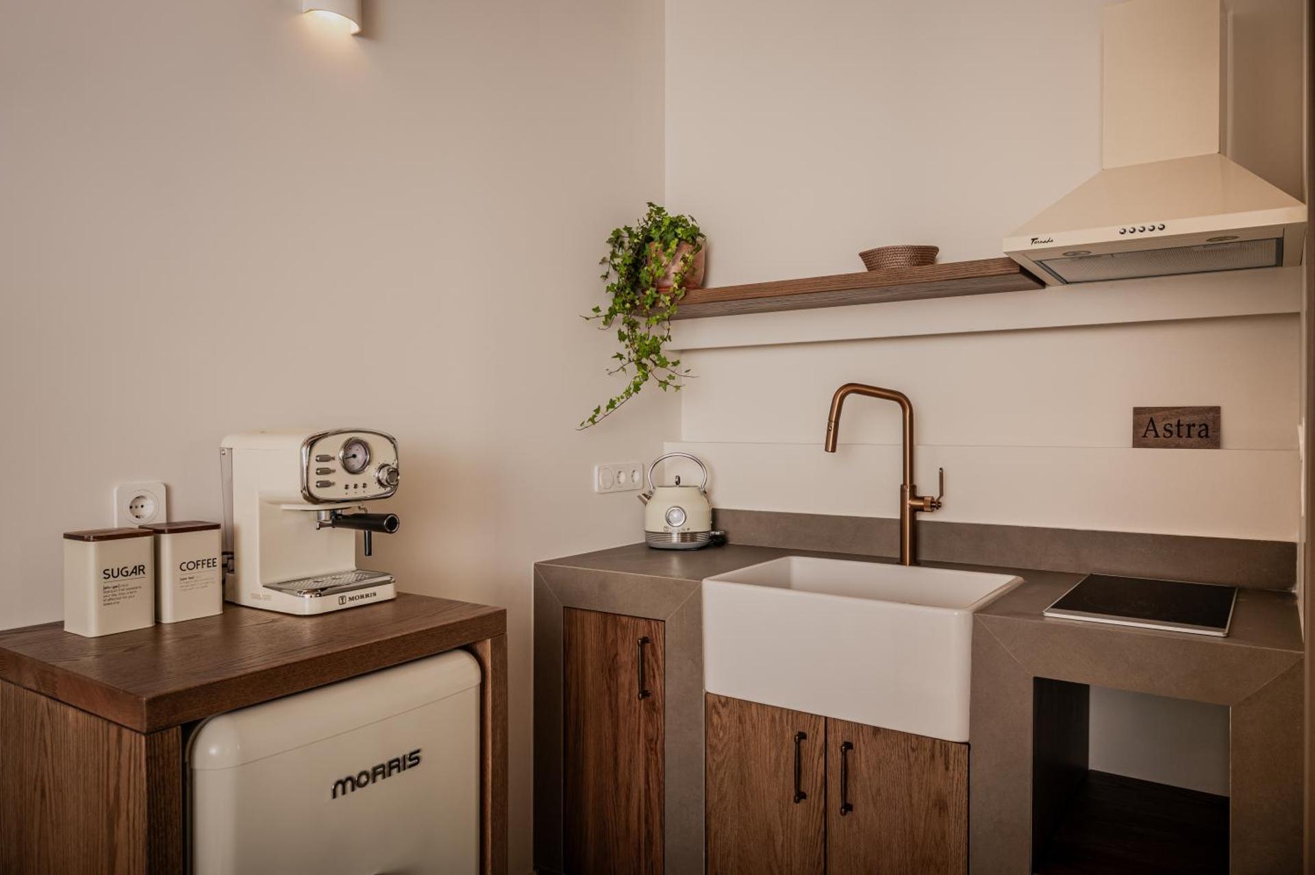 JUNO Collection Residences - Photo 40