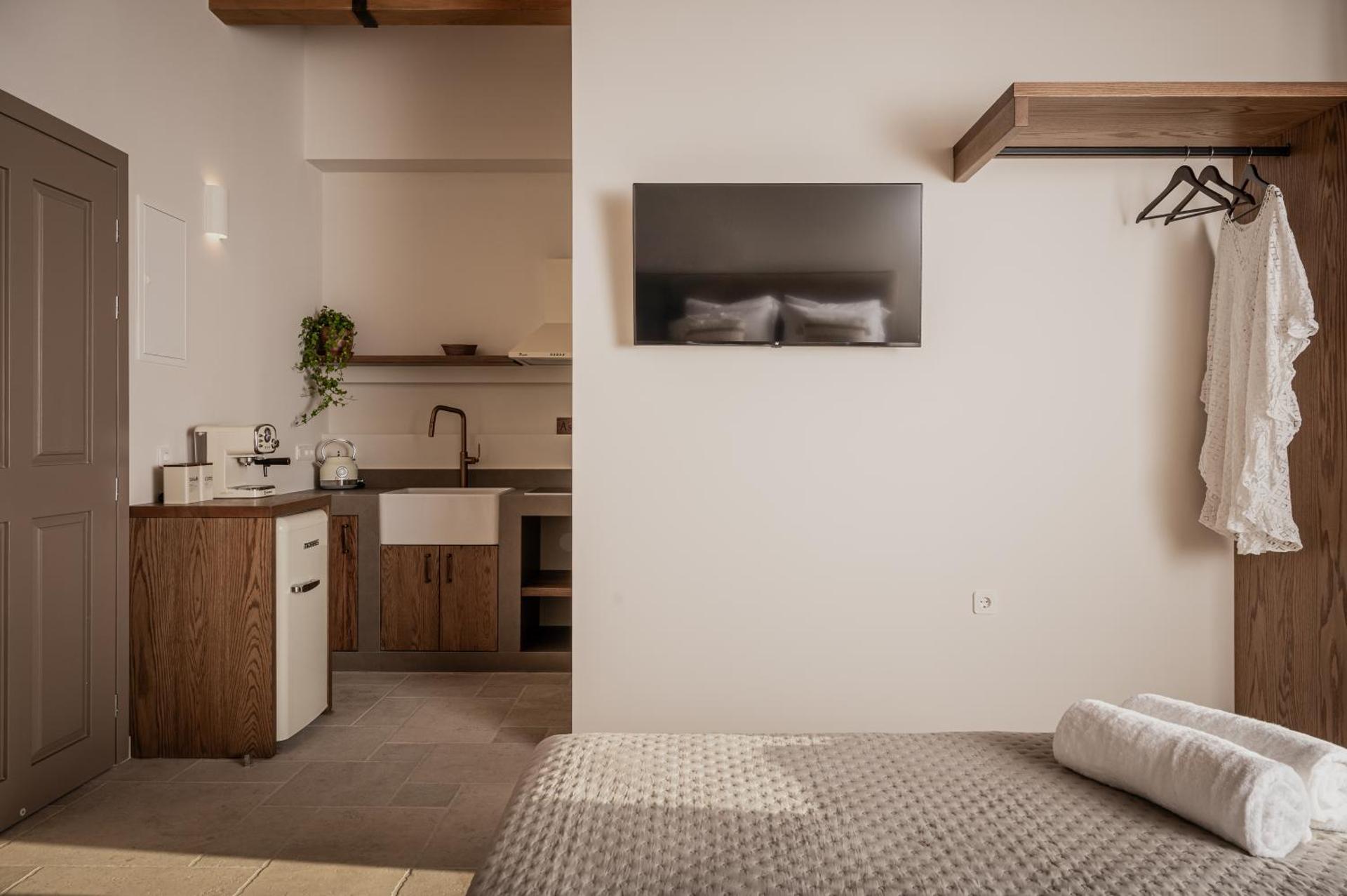 JUNO Collection Residences - Photo 23