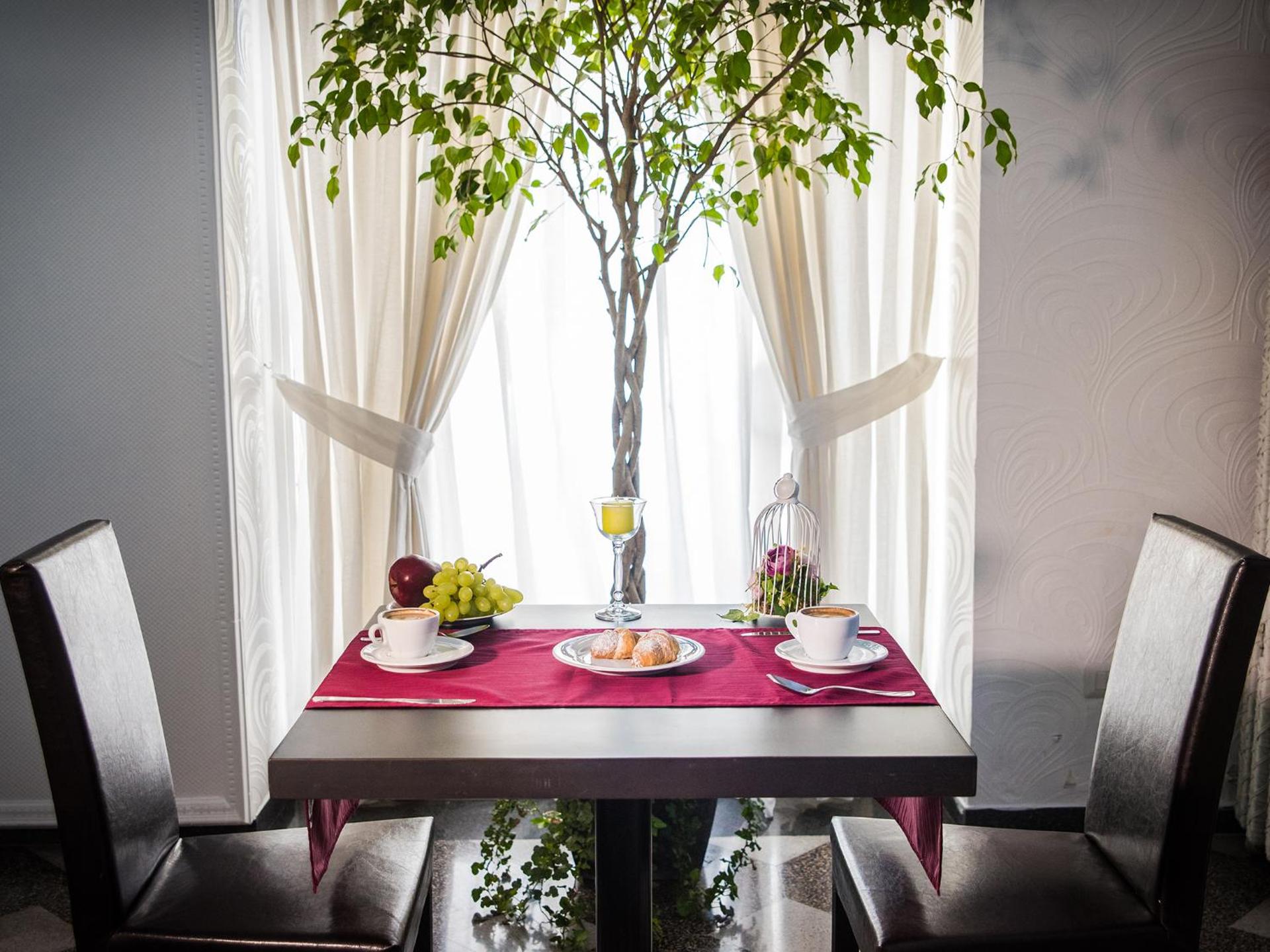Hotel Santa Chiara - Photo 21