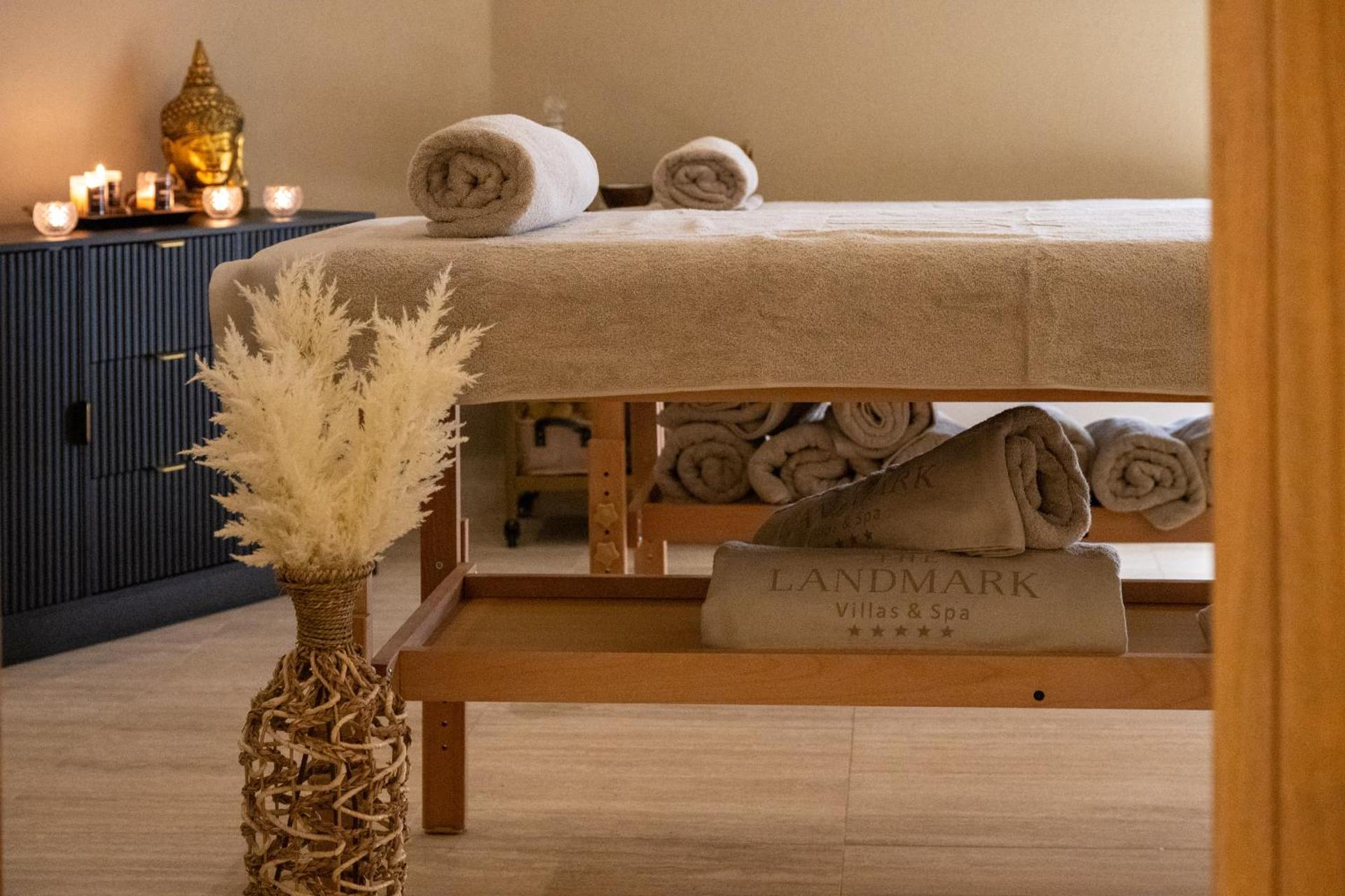 The Landmark Villas & Spa - Photo 179