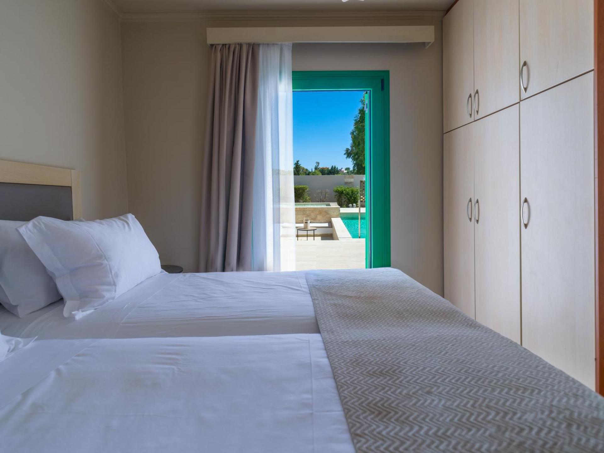 The Landmark Villas & Spa - Photo 8