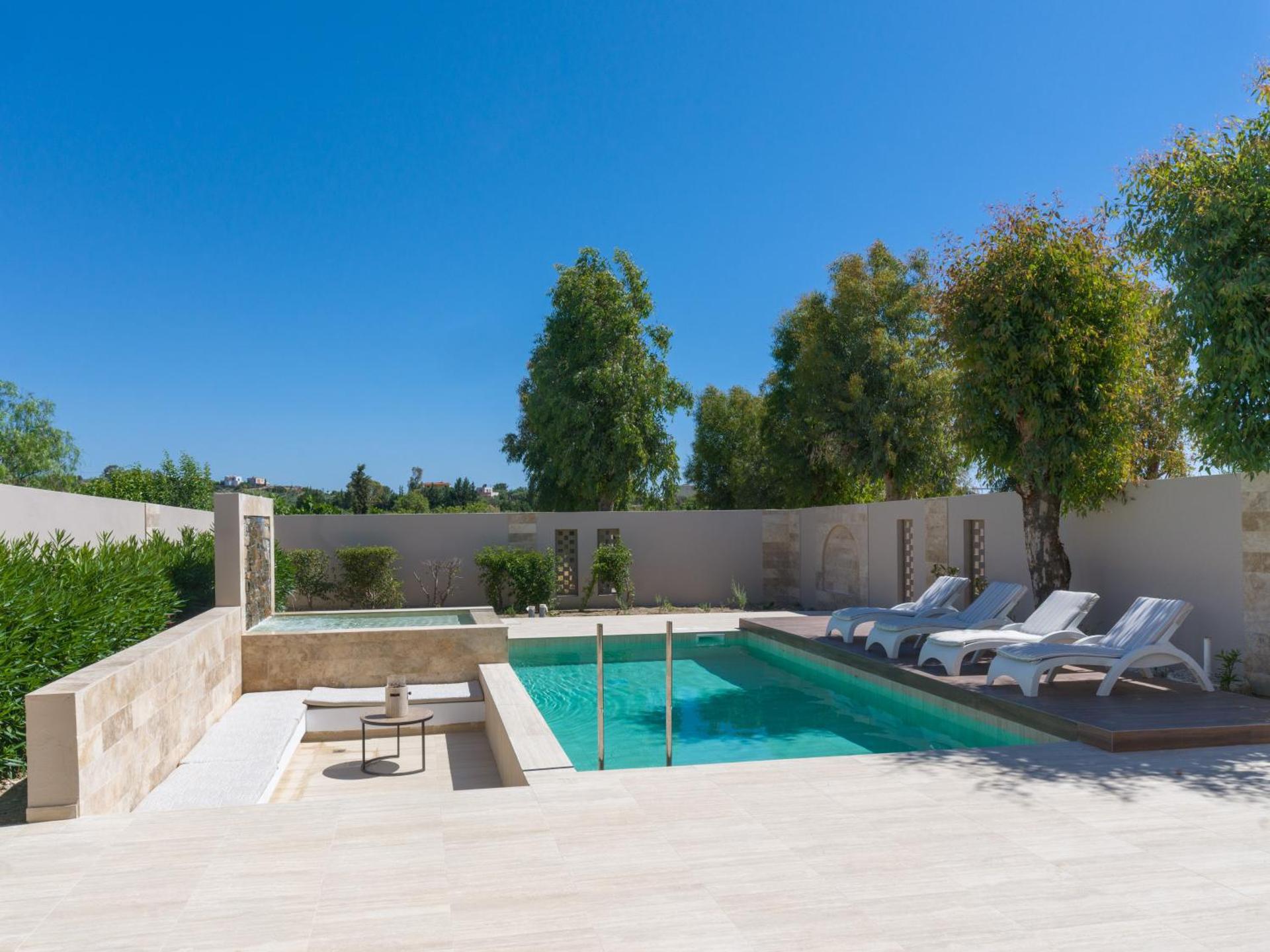 The Landmark Villas & Spa - Photo 4