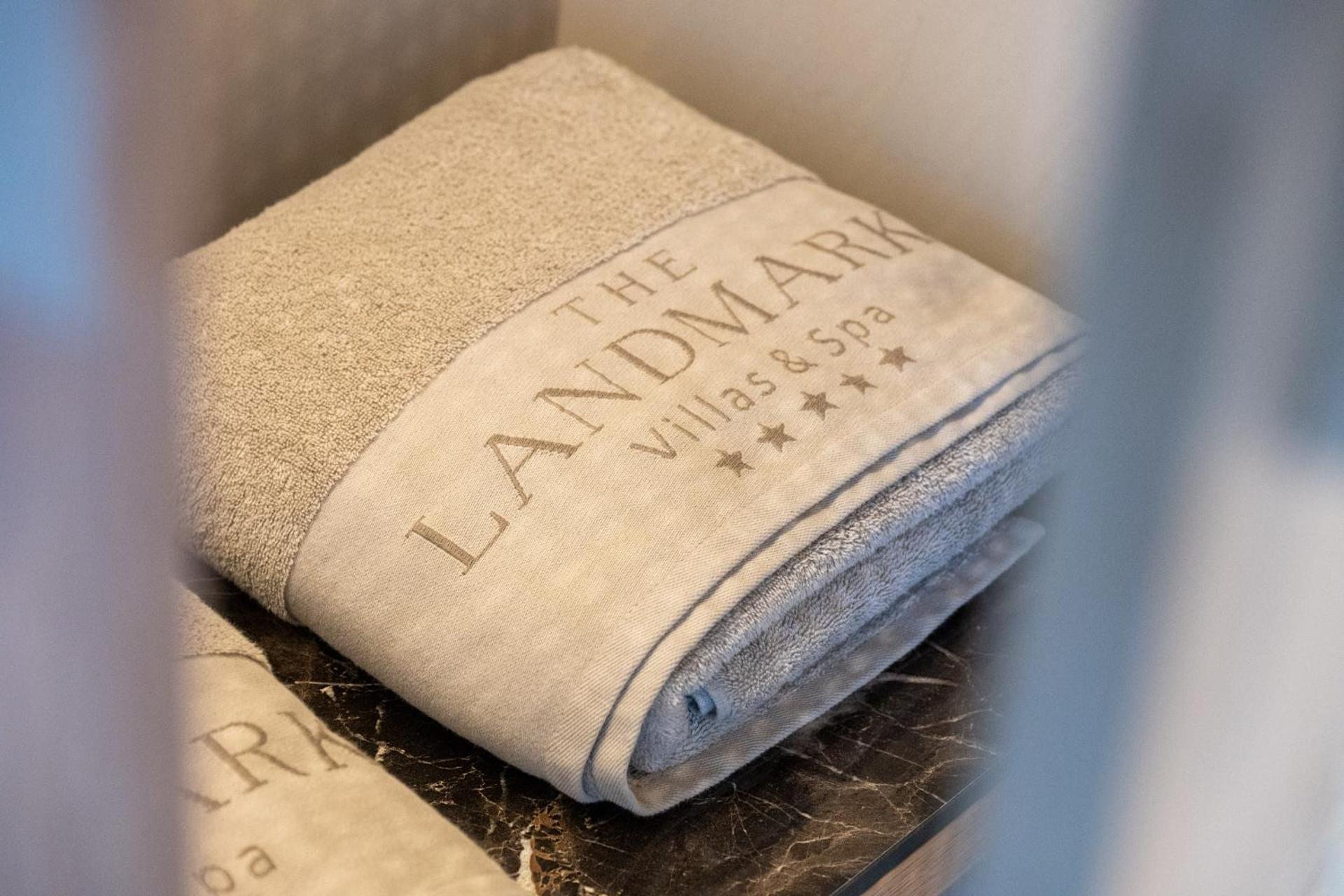 The Landmark Villas & Spa - Photo 65