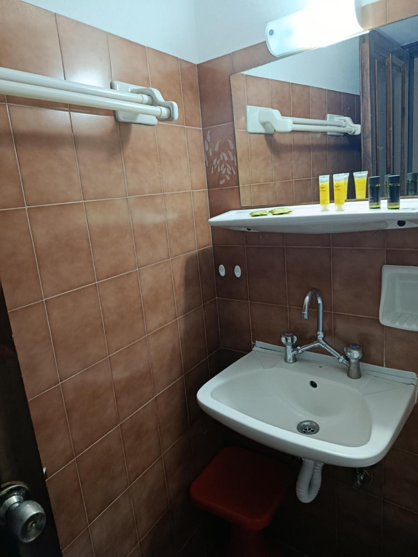 Pegasus Hotel - Photo 39