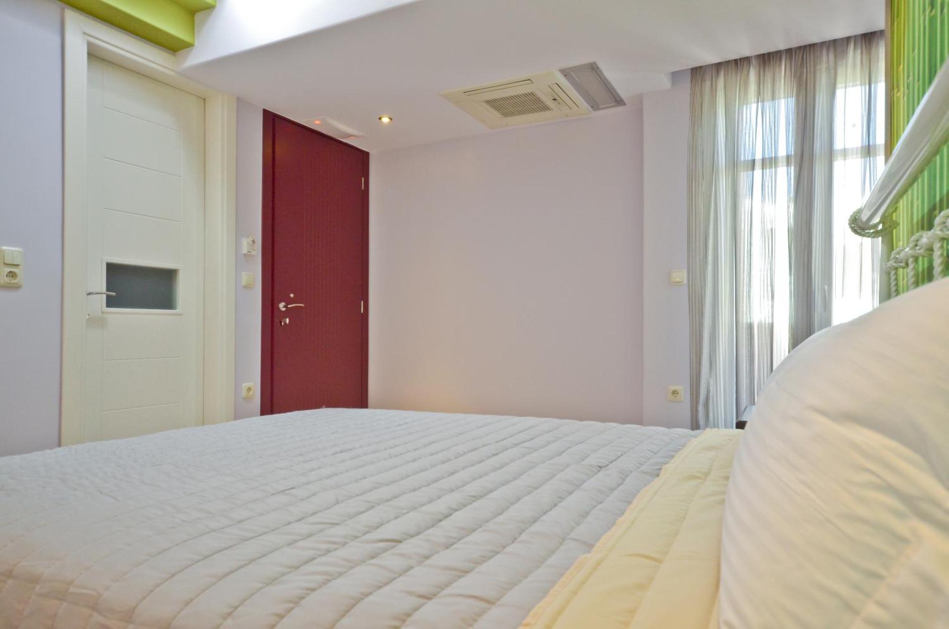 Kavourakia - Photo 28