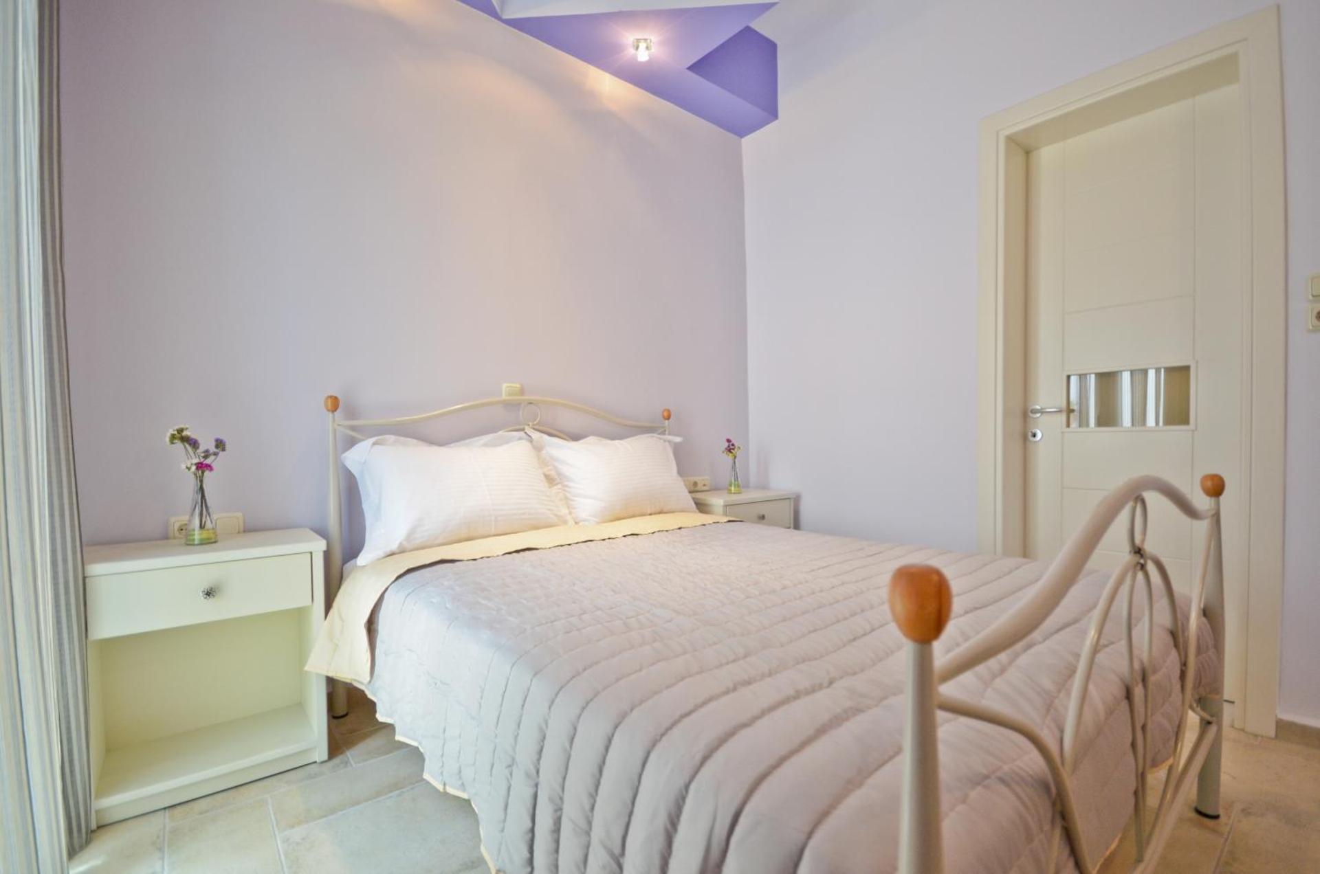 Kavourakia - Photo 24