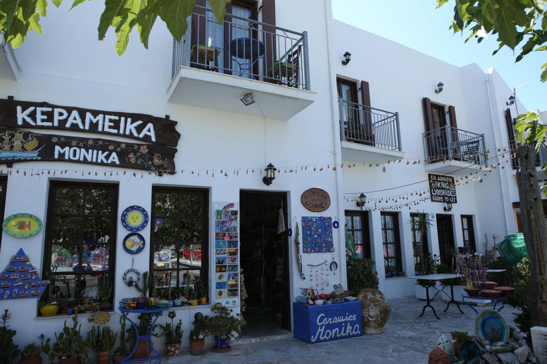 Lykomides - Photo 51