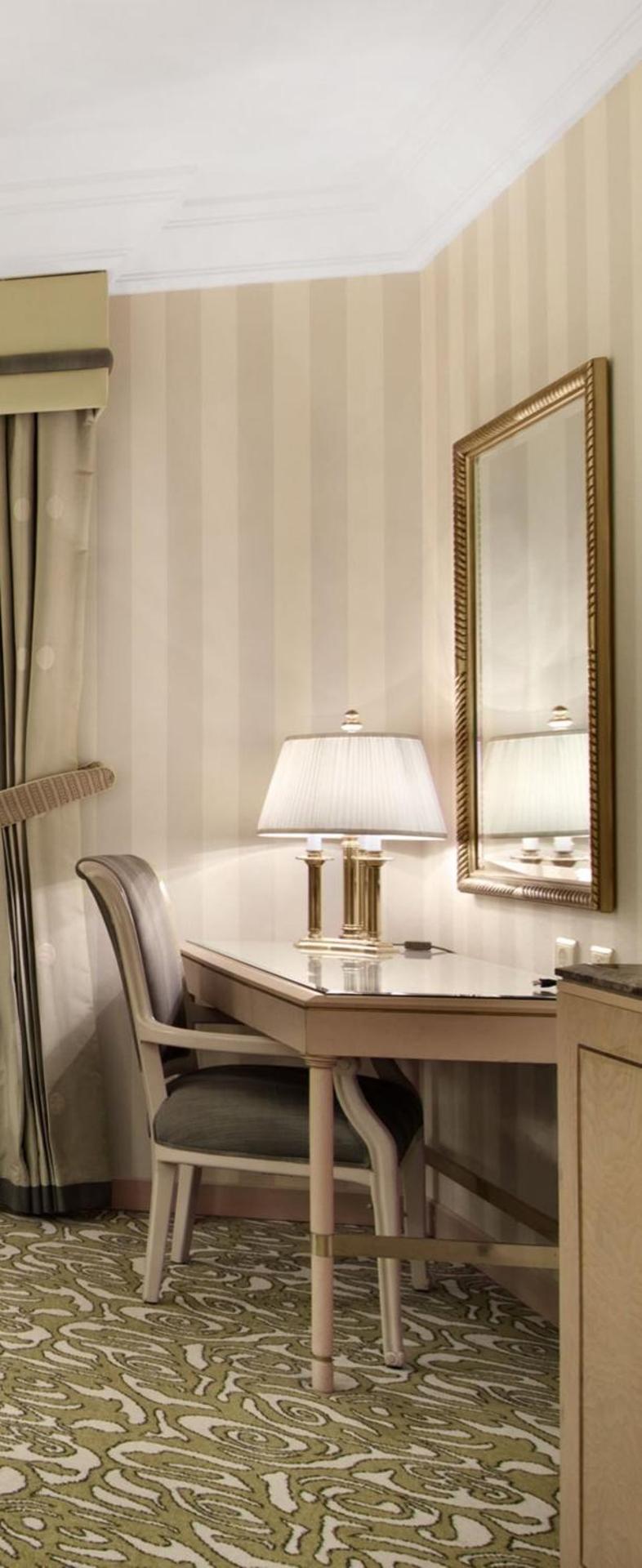 Makkah Hotel - Photo 25