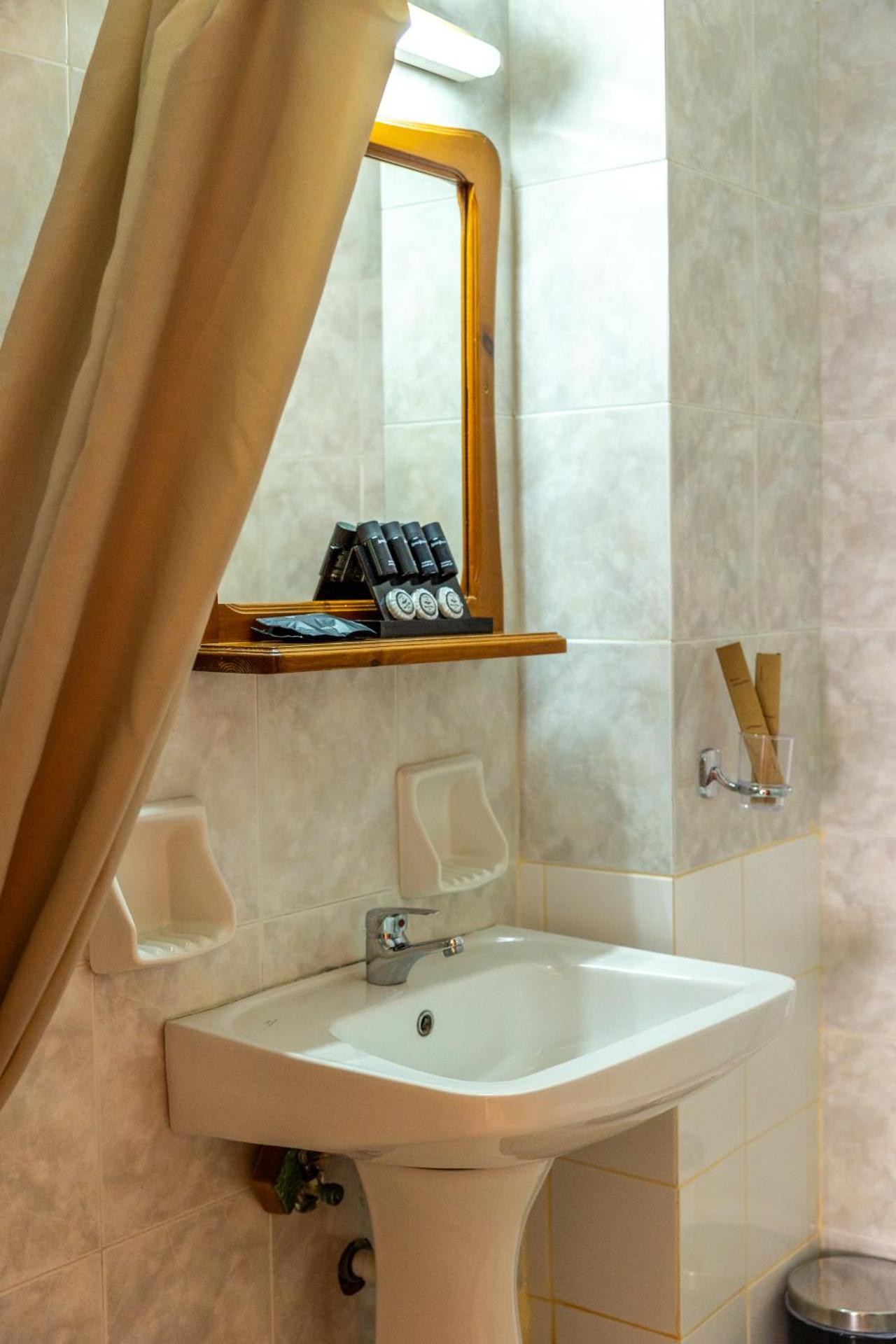 Symi Garden Studios - Photo 43